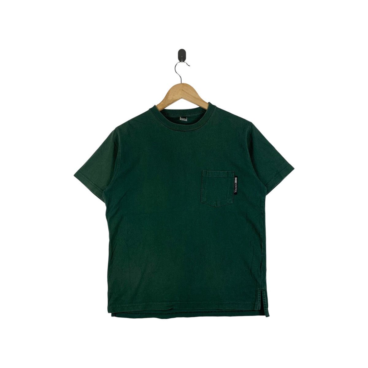 Vintage BASE CONTROL DESIGN Japan Plain Baggy Pocket Tee Shirt Size US M / EU 48-50 / 2 - 1 Thumbnail