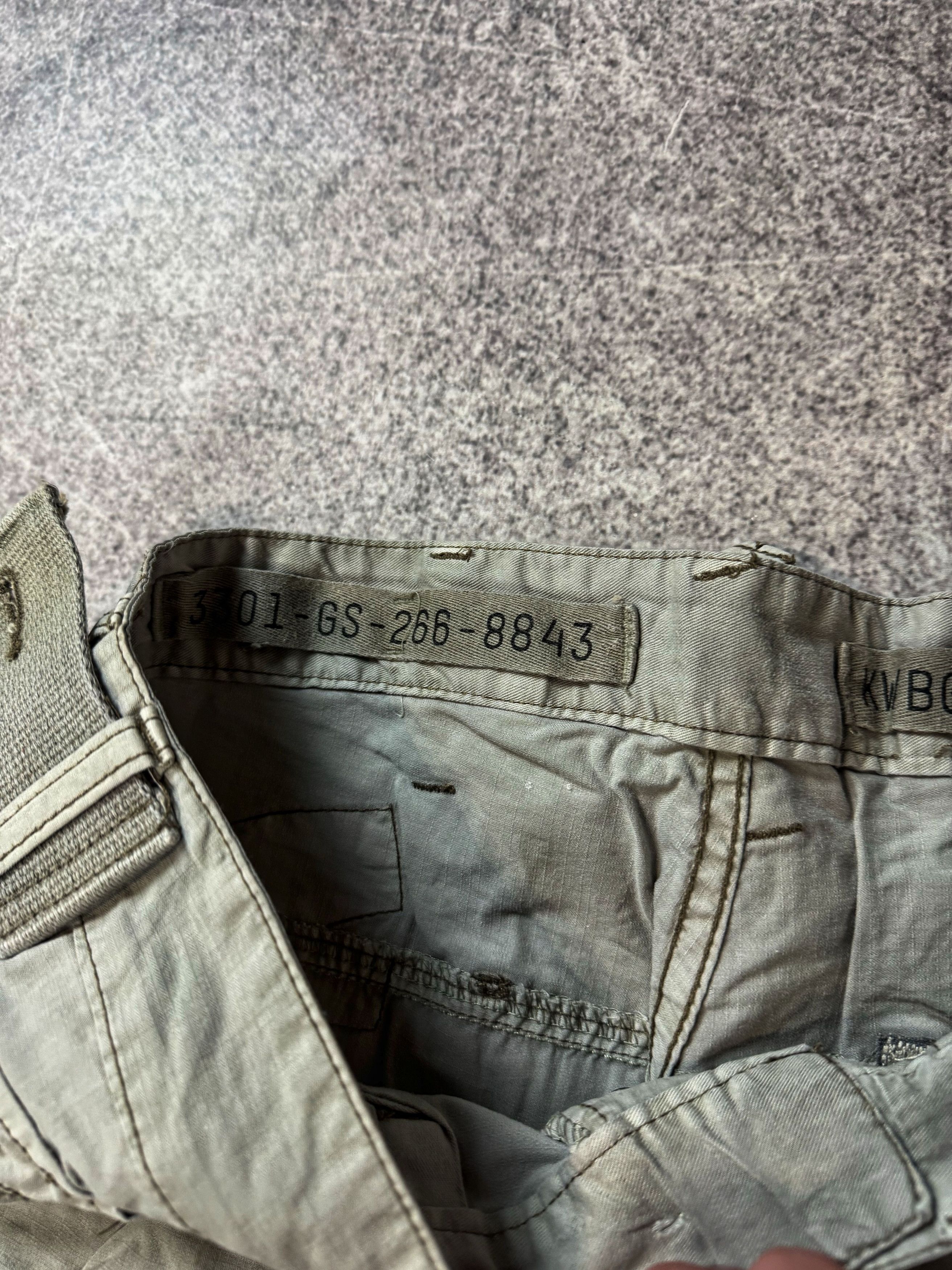 G-Star HYSTERIC GLAMOUR JAPANESE TYPE G-STAR CARGO WASHED JEANS Size US 32 / EU 48 - 10 Thumbnail