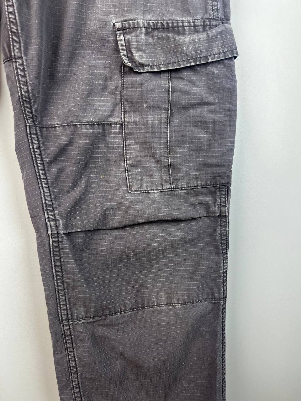 Carhartt Carhartt WIP streetwear Cargo pants size 33/32 Size US 33 - 6 Thumbnail