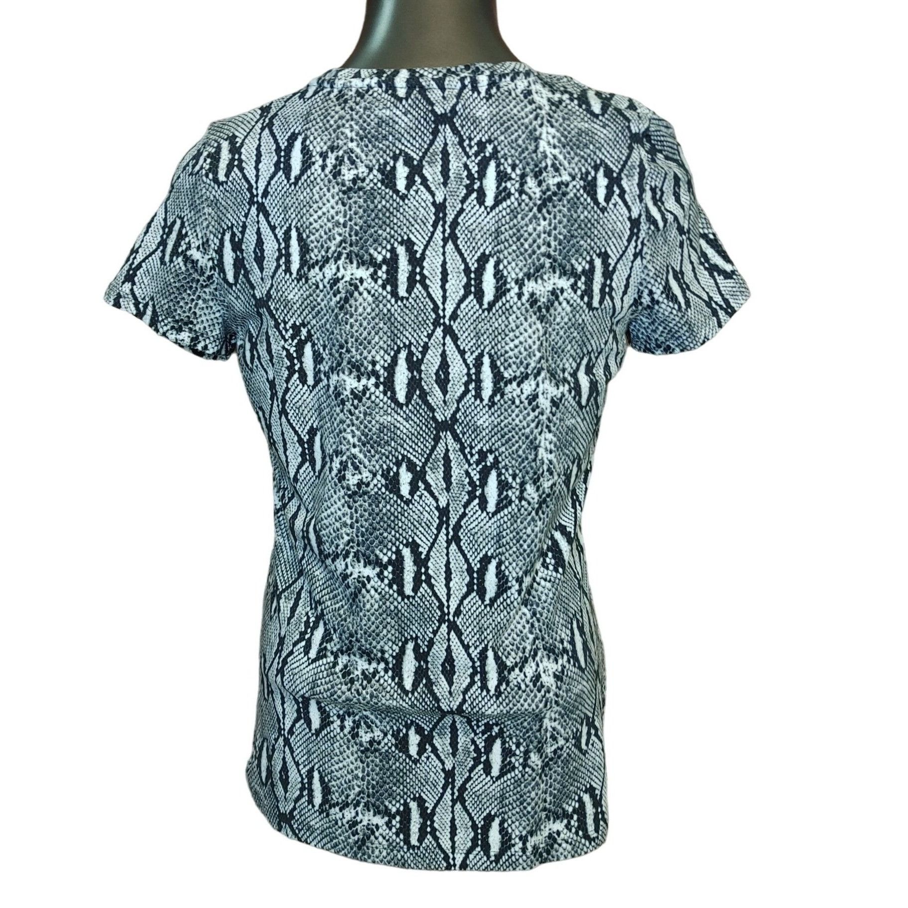 Michael Kors Michael Kors Black and White Snakeskin Top Size M Size M / US 6-8 / IT 42-44 - 2 Thumbnail
