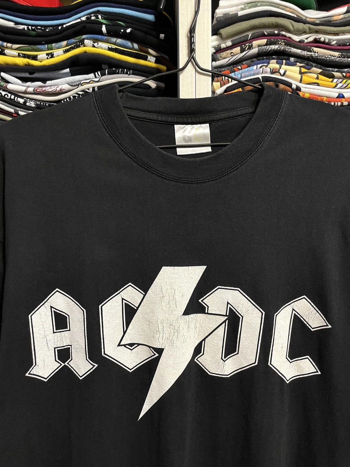 Band Tees Vintage 90s AC/DC Rock Metal Band T-Shirt Faded Black Size US XL / EU 56 / 4 - 5 Thumbnail