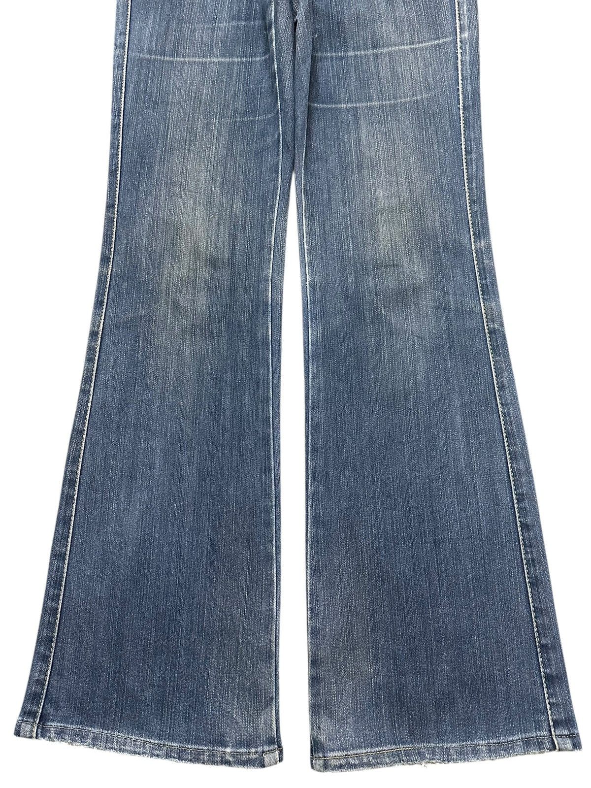 Japanese Brand Vintage Japanese Brand Blue Faded Wash Whiskers Bootcut Jean Size US 28 / EU 44 - 6 Thumbnail