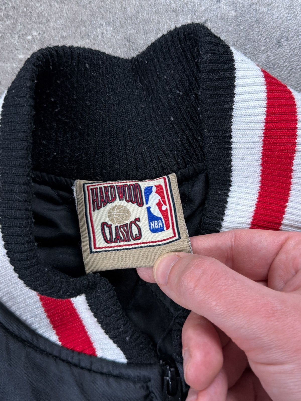 NBA Vintage Starter Chicago Bulls Jacket Bomber NBA Bull Jordan Size US XL / EU 56 / 4 - 5 Thumbnail