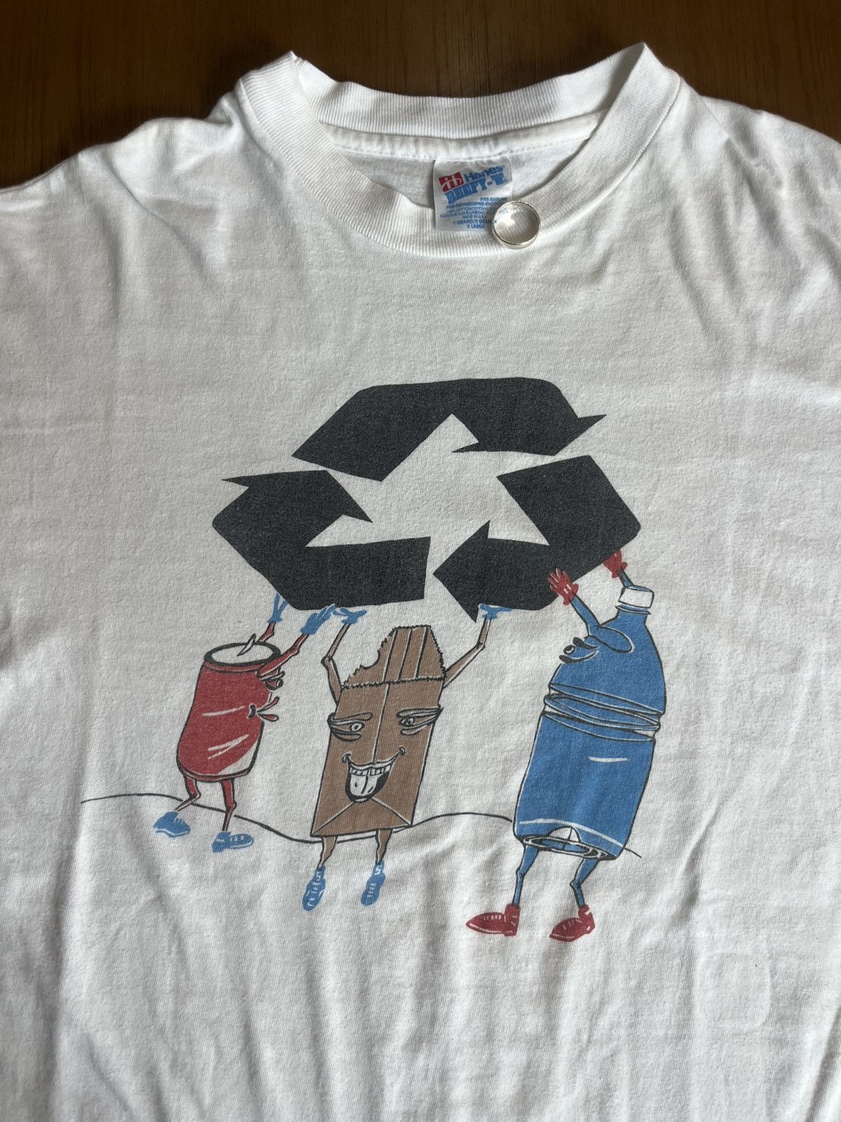 Vintage Vtg VILUNTEERS ARE RECYCLABLE TOO! 90’s Tshirt Size US XL / EU 56 / 4 - 6 Thumbnail