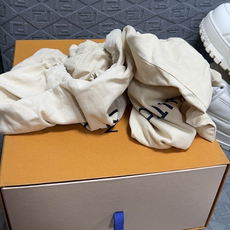 Louis Vuitton Louis Vuitton Trainer Maxi Low-Top Sneakers -2508 Size US 9.5 / EU 42-43 - 4 Thumbnail