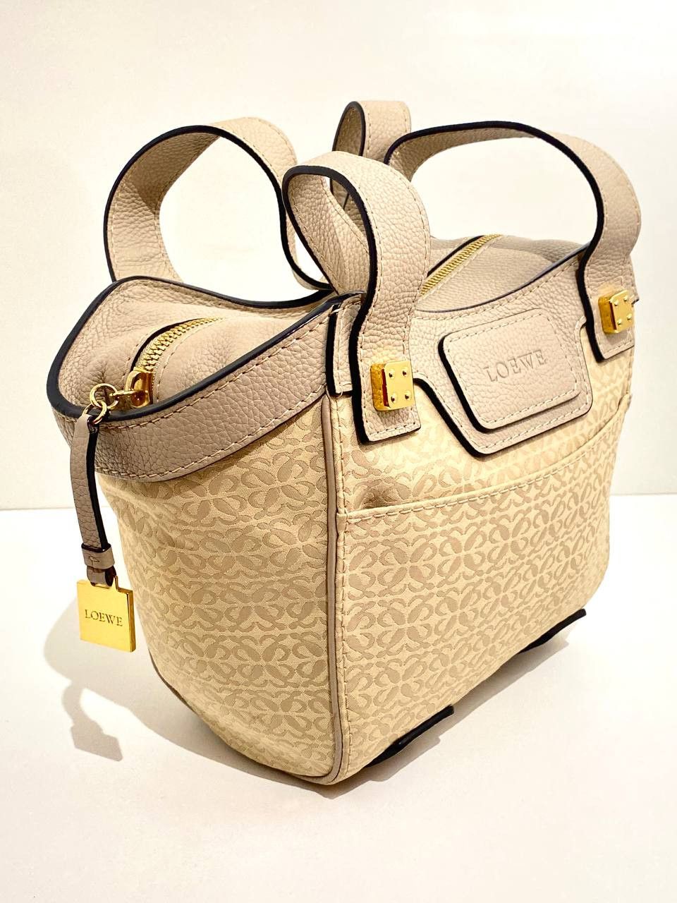 Loewe Loewe Anagram Logo Kite Leather Cloth Shoulder Hand Tote Bag Size ONE SIZE - 4 Thumbnail