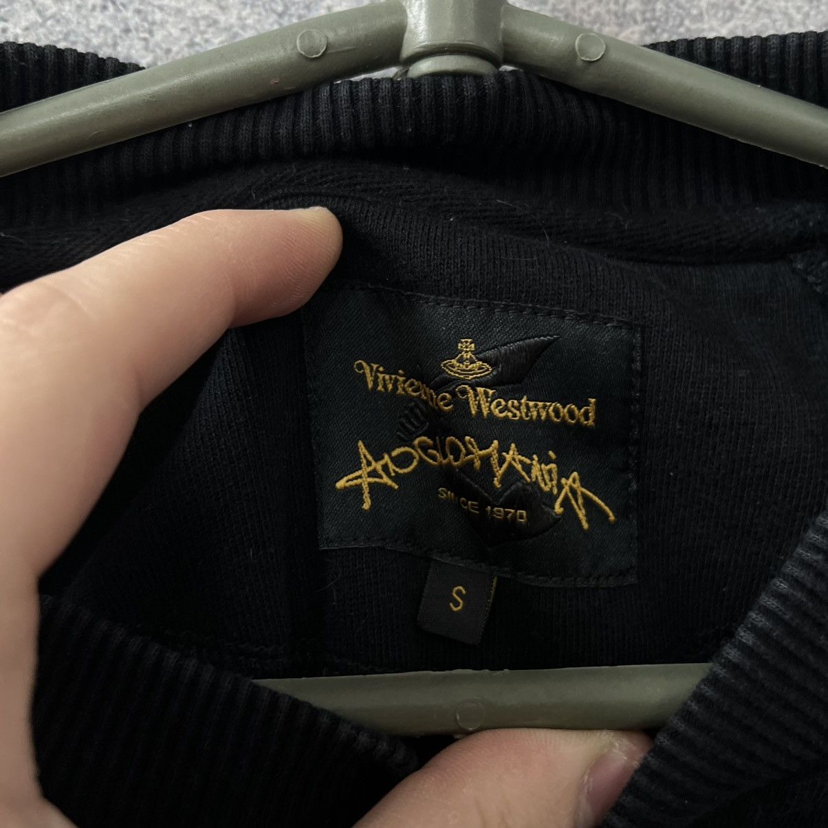 Vivienne Westwood Vivienne Westwood Sweatshirt big Logo Vintage Size US S / EU 44-46 / 1 - 8 Thumbnail