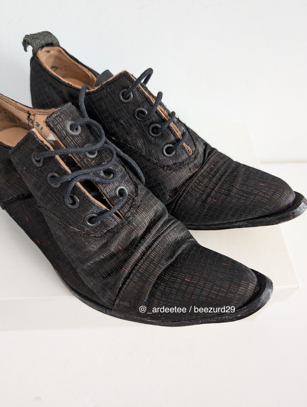 Paul Harnden Shoemakers *NEW* BLACK LACE AND LEATHER HEELED DERBY Size US 6 / IT 36 - 3 Thumbnail