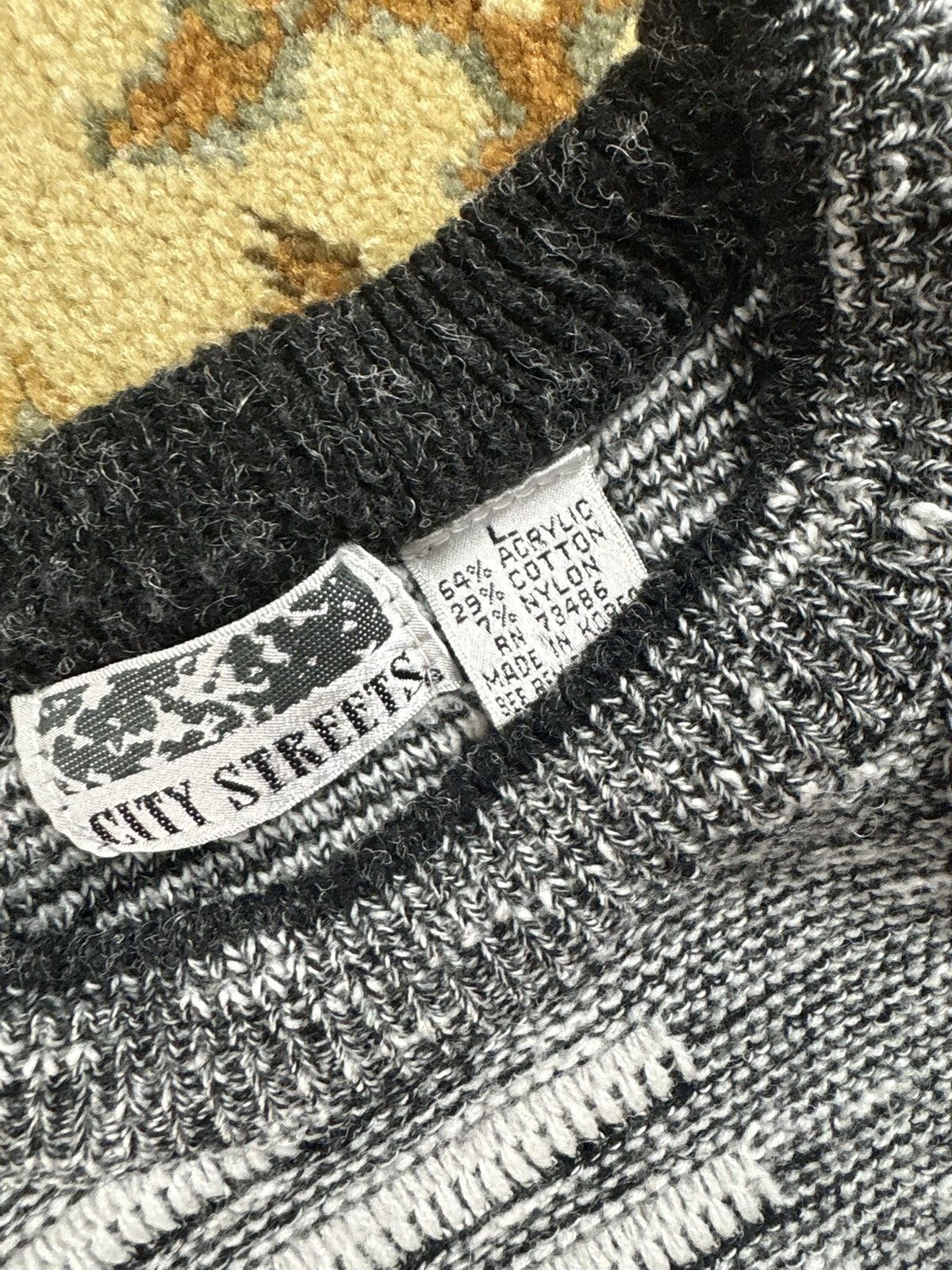 City Streets Vintage Grey and black striped knit sweater Size US L / EU 52-54 / 3 - 3 Thumbnail
