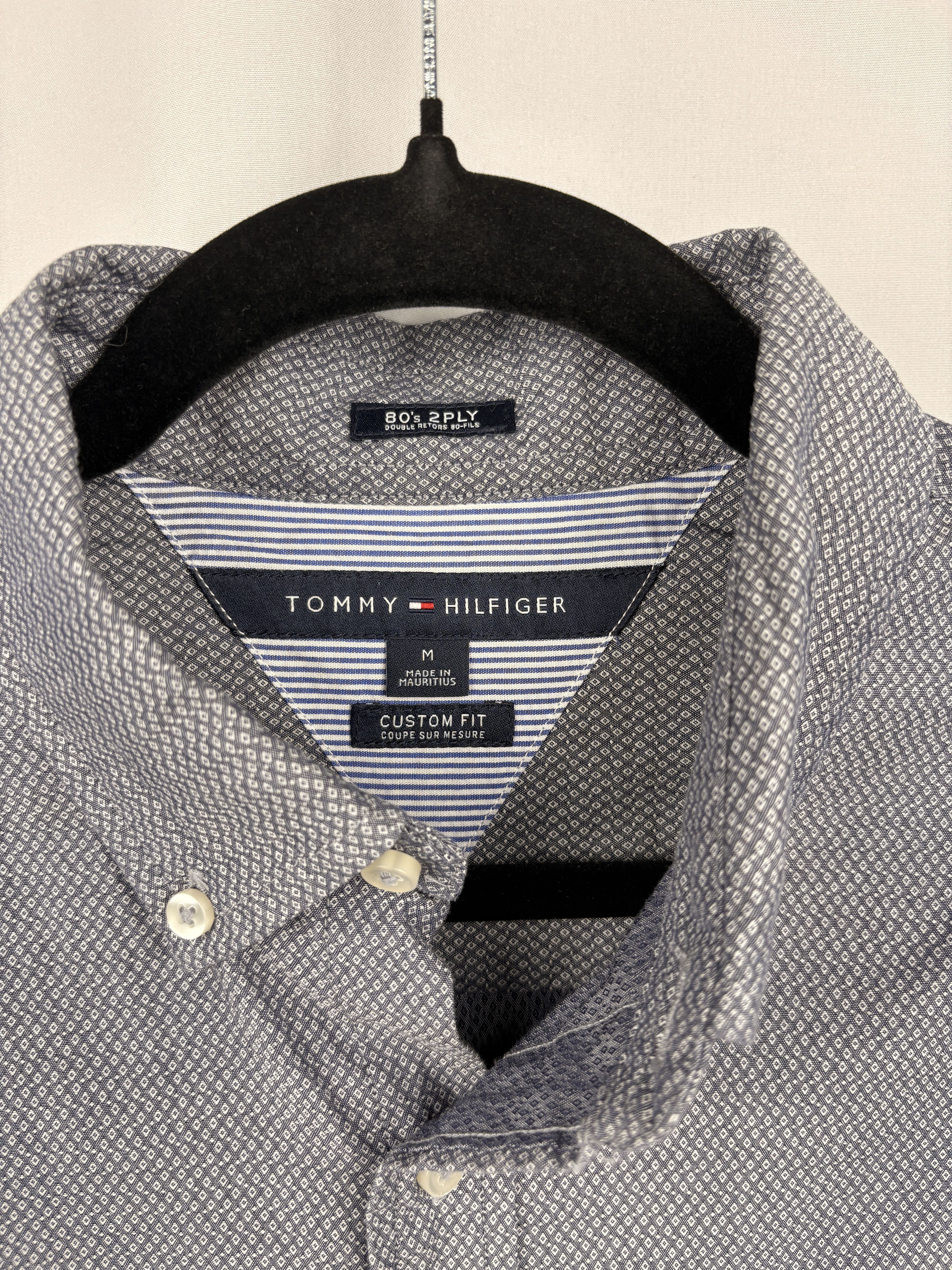 Tommy Hilfiger Tommy Hilfiger Custom Fit Button Down Shirt Grey Micro Print Size US M / EU 48-50 / 2 - 2 Thumbnail