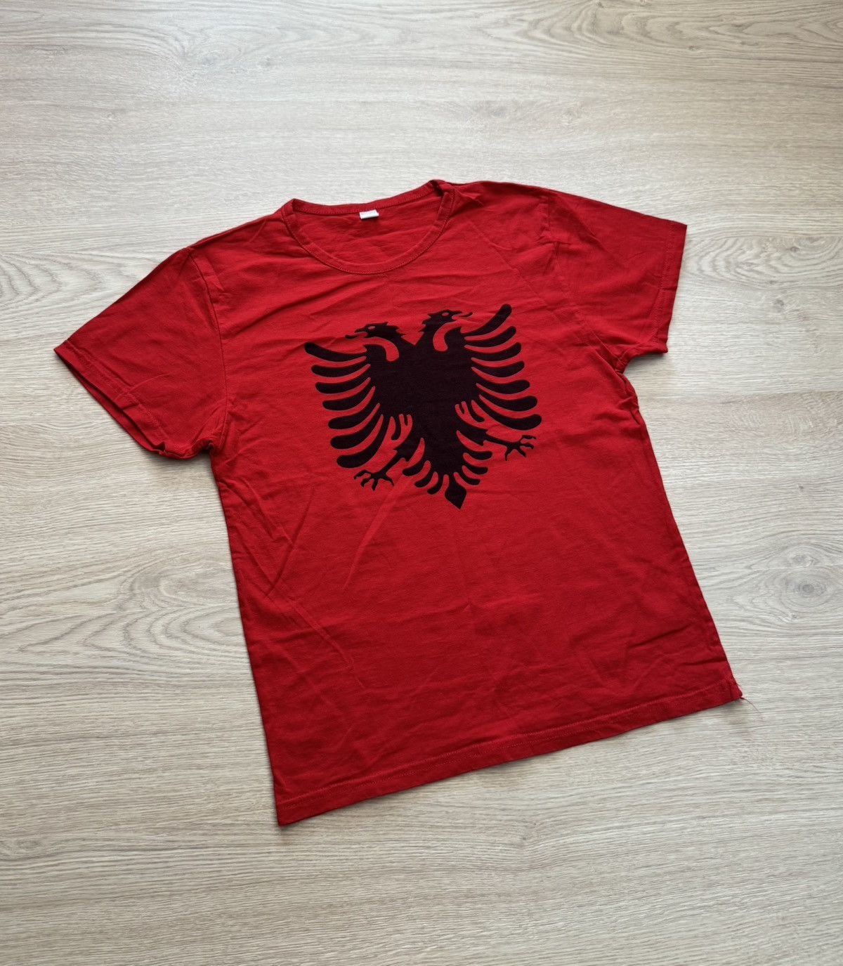 Vintage 00’s Albania y2k Red Japanese Avant Garde T-Shirt