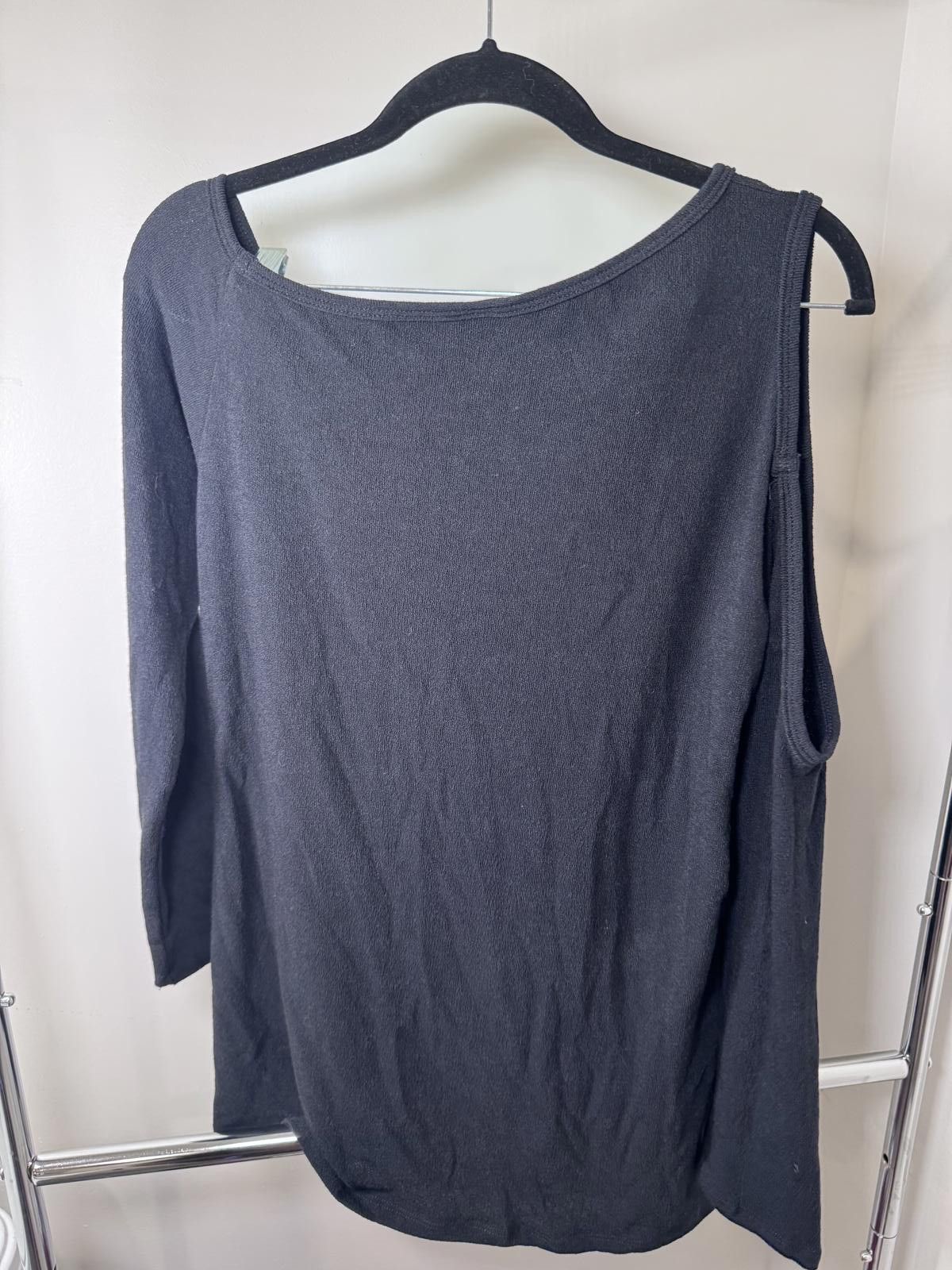 Unknown London Black Cold Shoulder Long Sleeve Top for Women Size L / US 10 / IT 46 - 2 Thumbnail