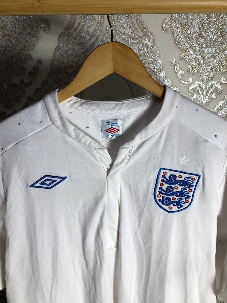 Umbro VINTAGE UMBRO ENGLAND RETRO SOCCER JERSEY MANCHESTER Y2K 90s Size US L / EU 52-54 / 3 - 2 Thumbnail