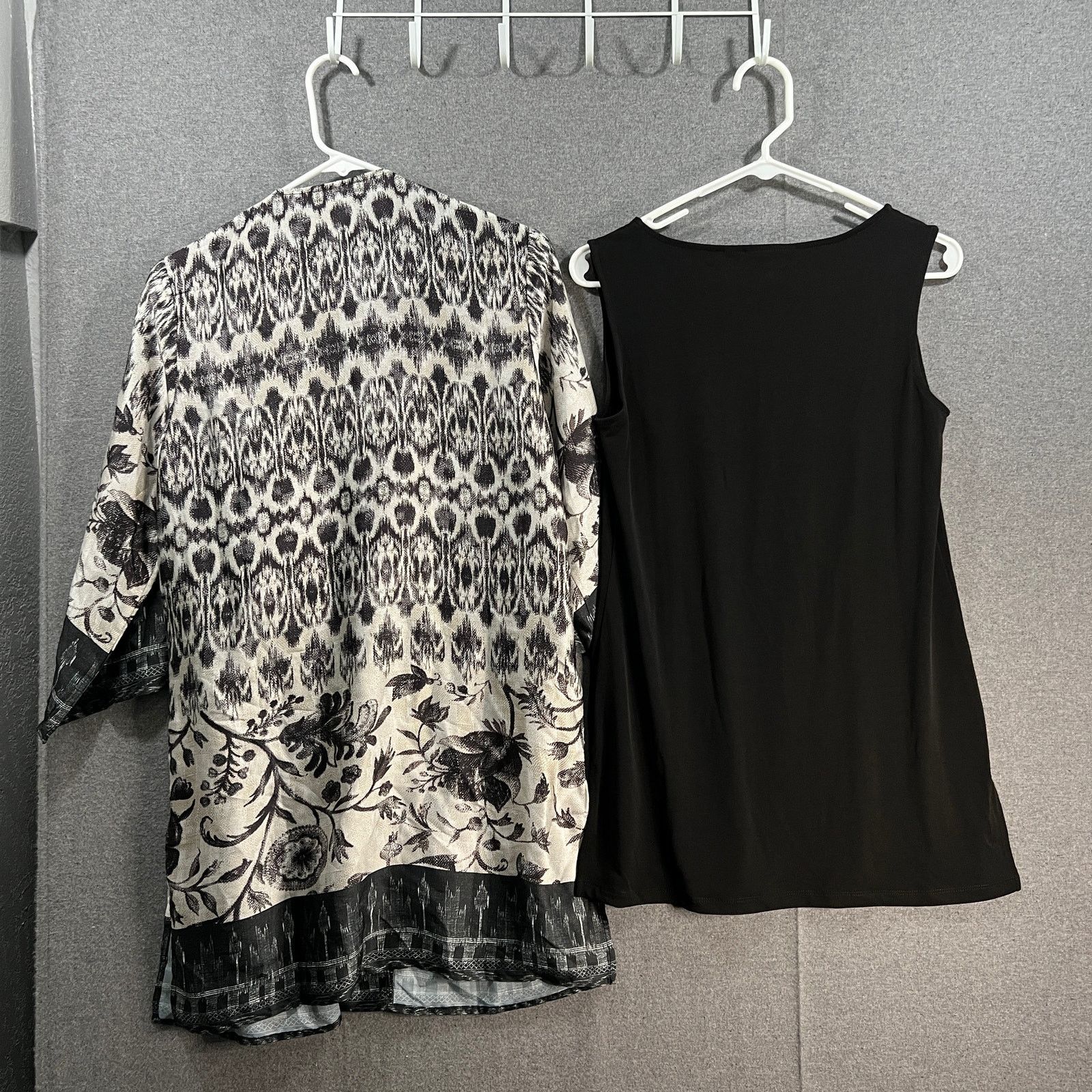 Other Susan Graver Printed Charmeuse Cardigan and Knit Size XXS / US 00 / IT 34 - 2 Thumbnail