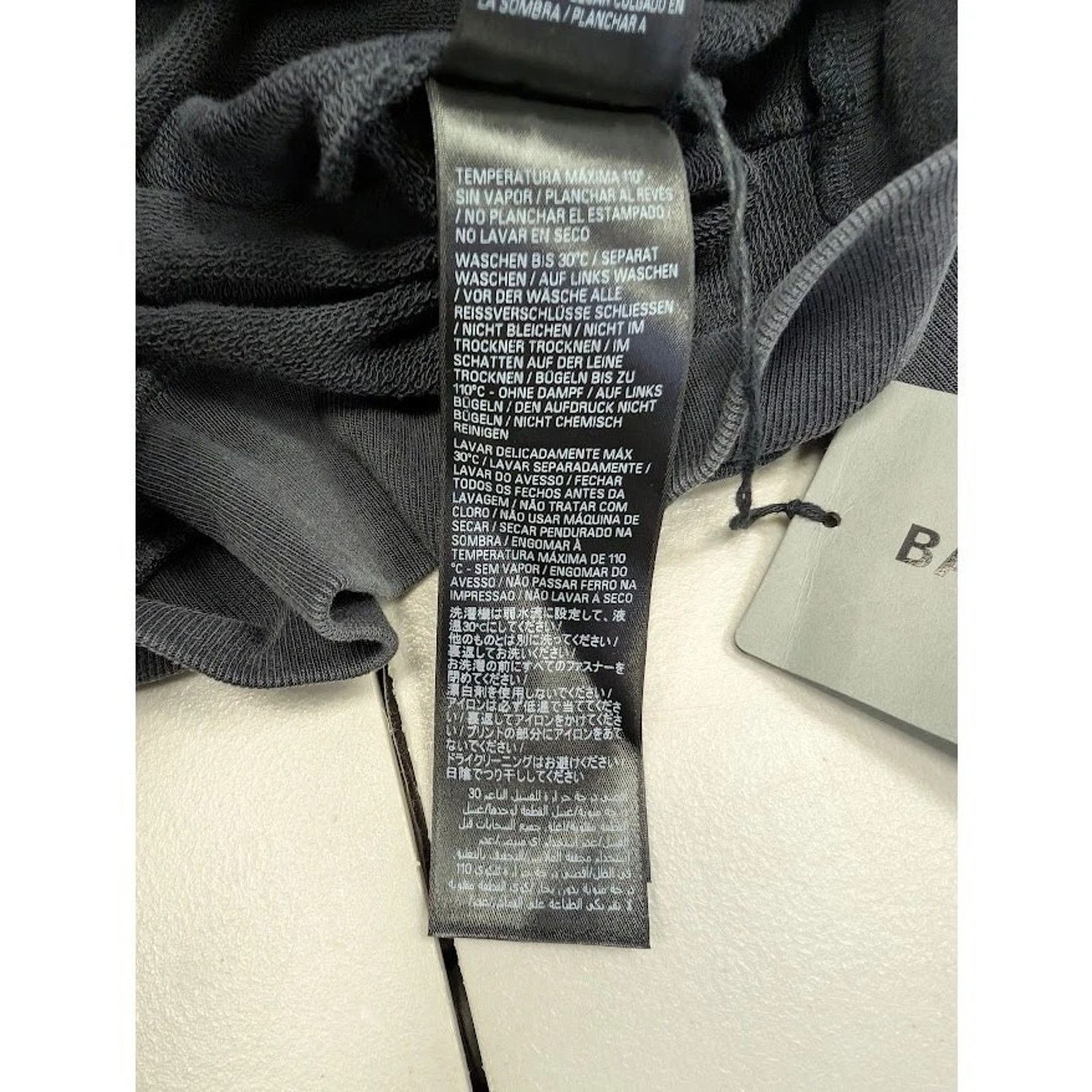 Balenciaga o1rshd1 Offshore Hoodie in Black Size US S / EU 44-46 / 1 - 15 Thumbnail