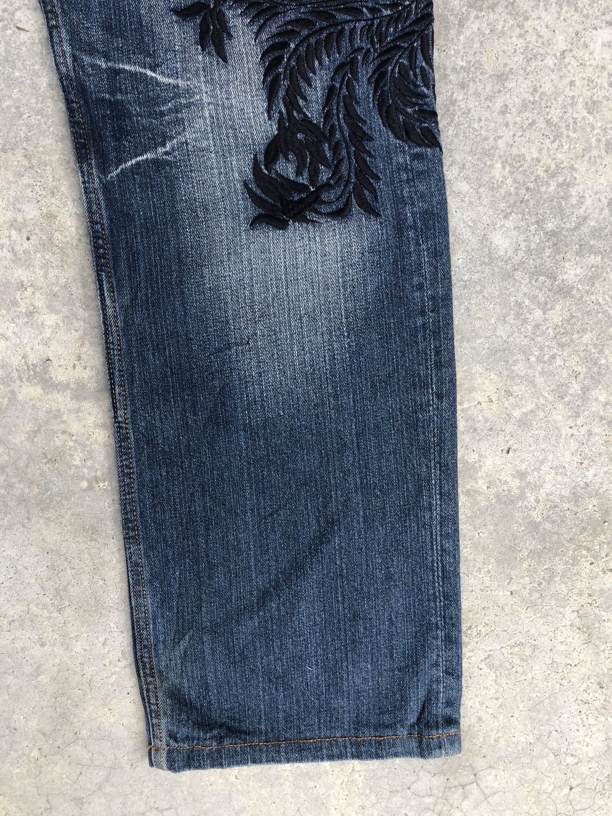 Japanese Brand Japanese Buden Embroidered Jeans Distressed Jeans Size US 33 - 7 Thumbnail