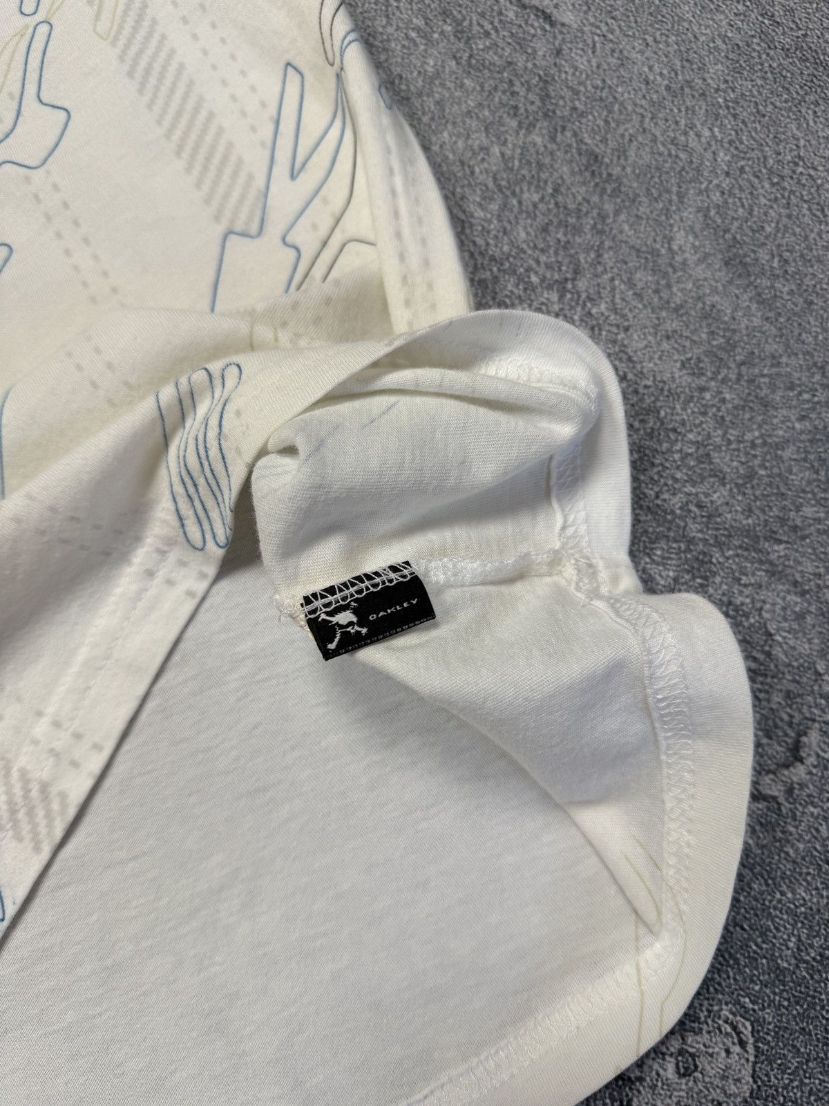 Oakley Oakley tee Size US M / EU 48-50 / 2 - 5 Thumbnail