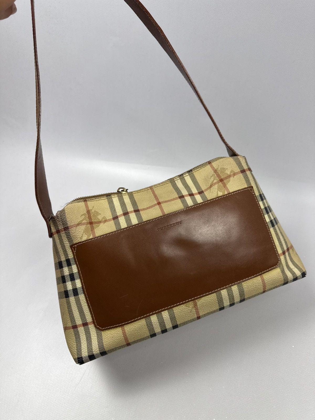 Burberry Vintage Burberry Nova Check Shoulder Bag Leather Trim Size ONE SIZE - 8 Thumbnail