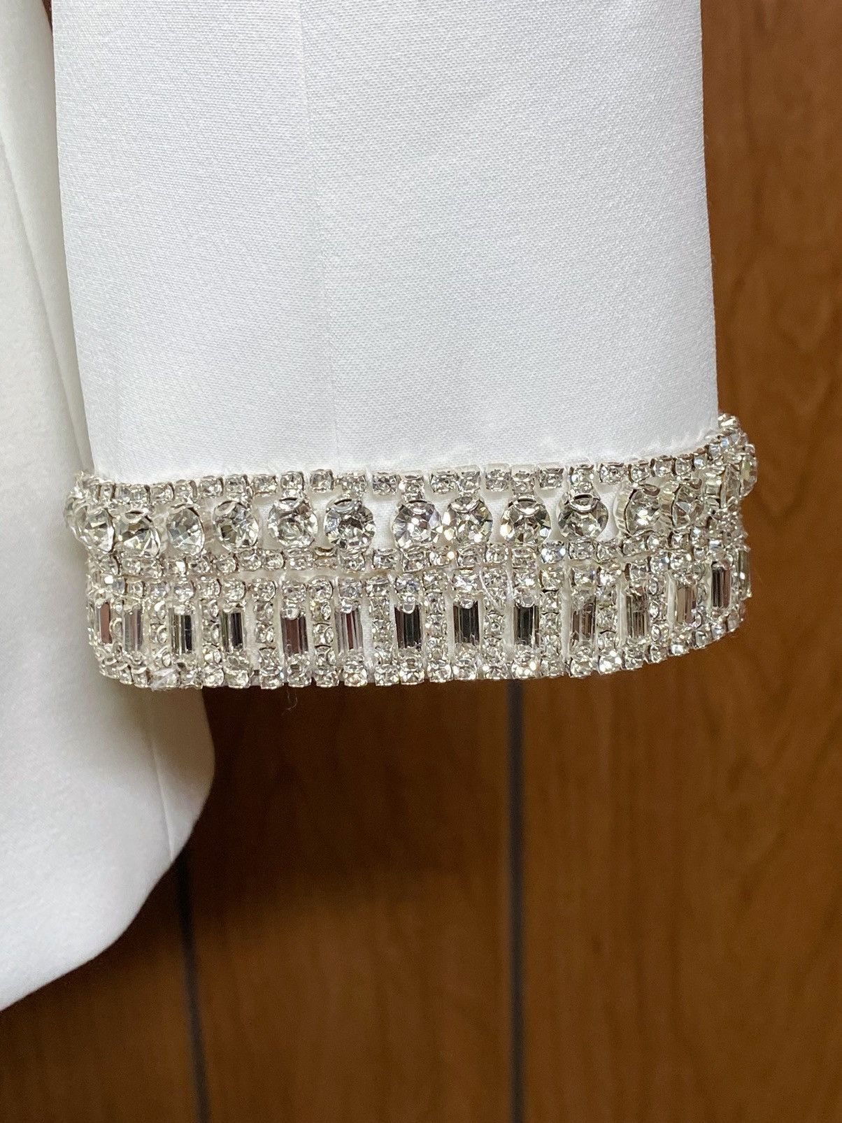 Generation Love Generation Love Argo Crystal Trimmed Crepe Blazer size XS Size XS / US 0-2 / IT 36-38 - 14 Thumbnail