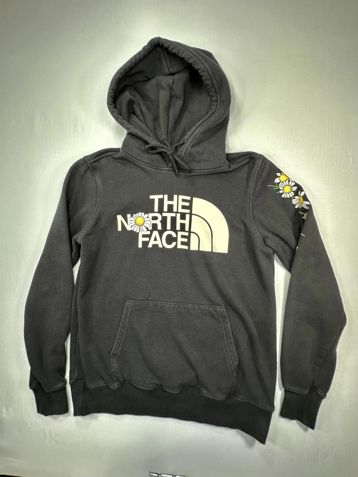 The North Face North Face Graphic Logo Daisy Pullover Hoodie Black Women XS Size XS / US 0-2 / IT 36-38 - 1 Thumbnail