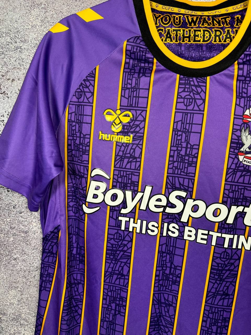 Hummel Coventry City 2022/23 Away Hummel Soccer Jersey Small Size US S / EU 44-46 / 1 - 5 Thumbnail