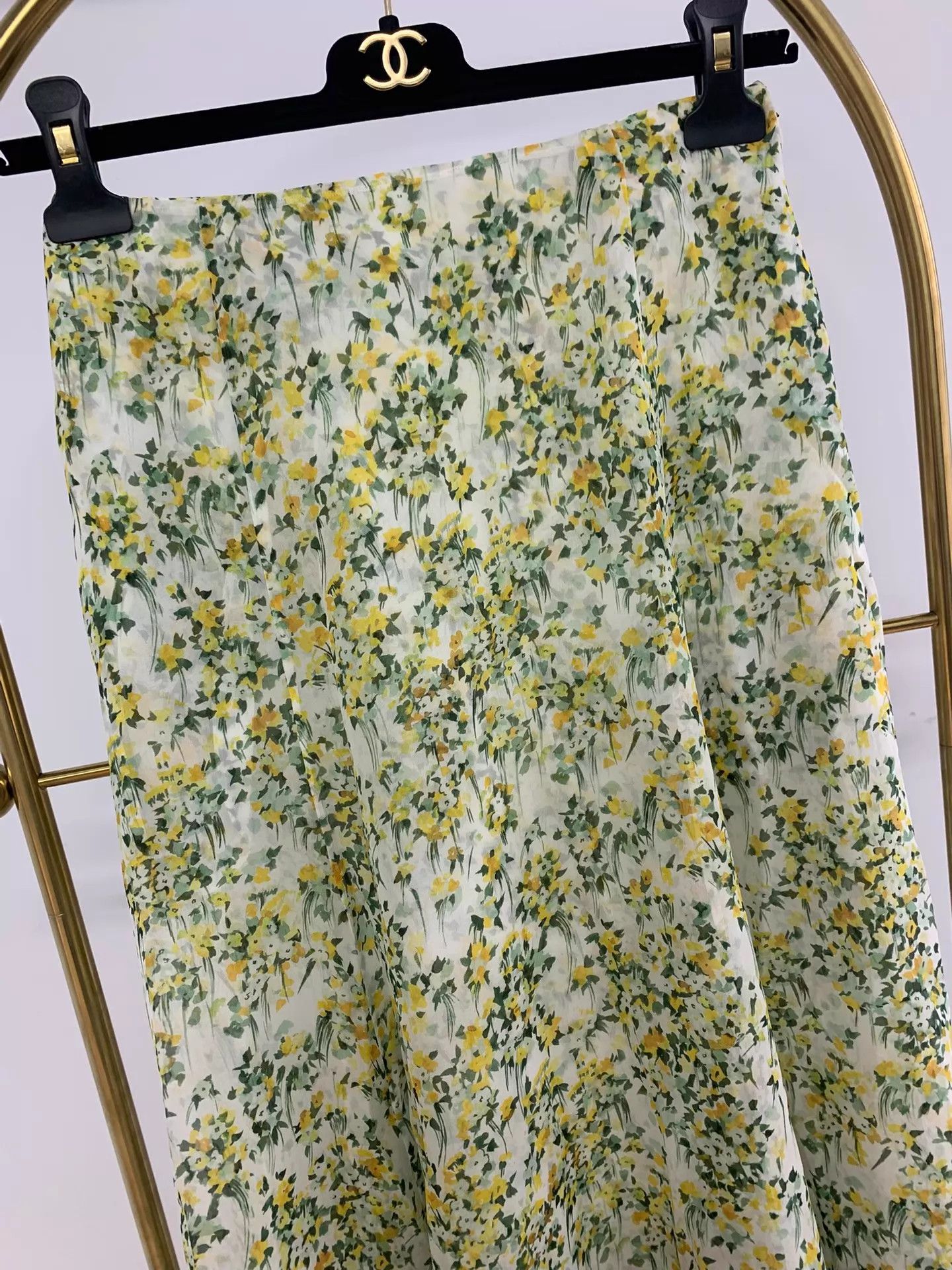 Celine Celine Women's Green Floral Skirt 40 New Size 27" / US 4 / IT 40 - 2 Thumbnail