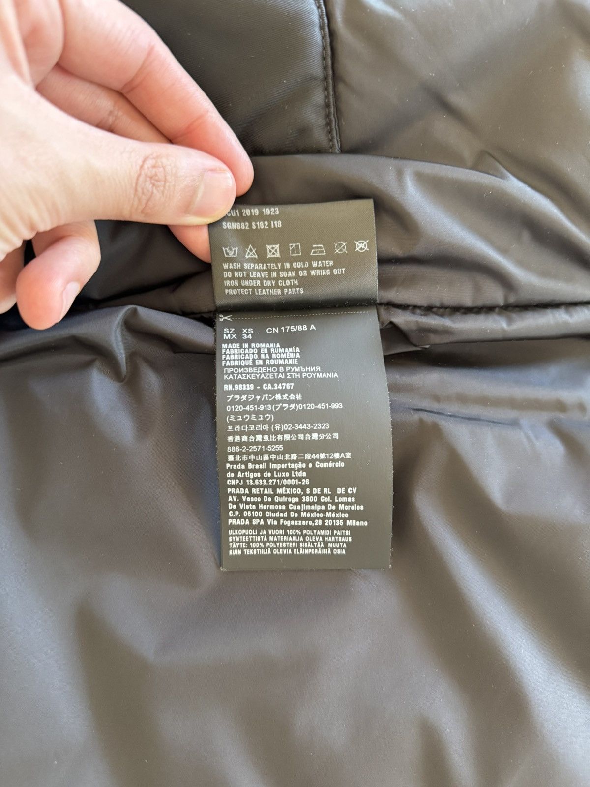 Prada Rare Prada Nylon Padded Logo Coach Jacket Size US XS / EU 42 / 0 - 10 Thumbnail