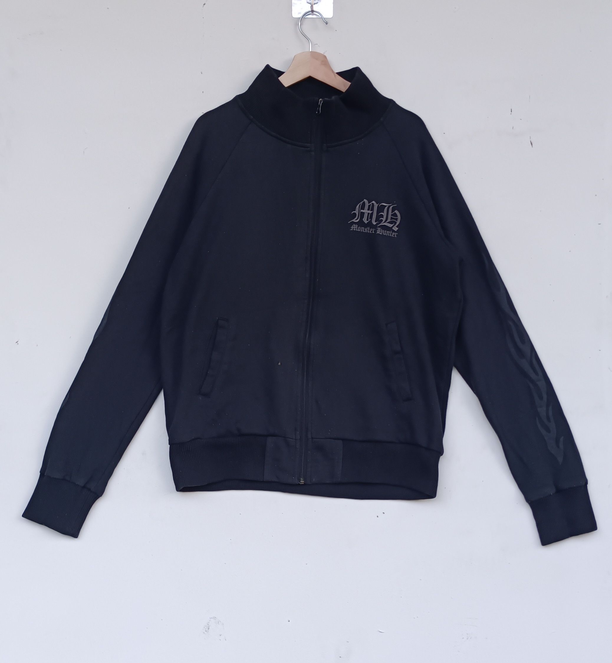 Anime Monster Hunter Big Logo Hoodie Zipper Jacket Big Size US XL / EU 56 / 4 - 2 Thumbnail