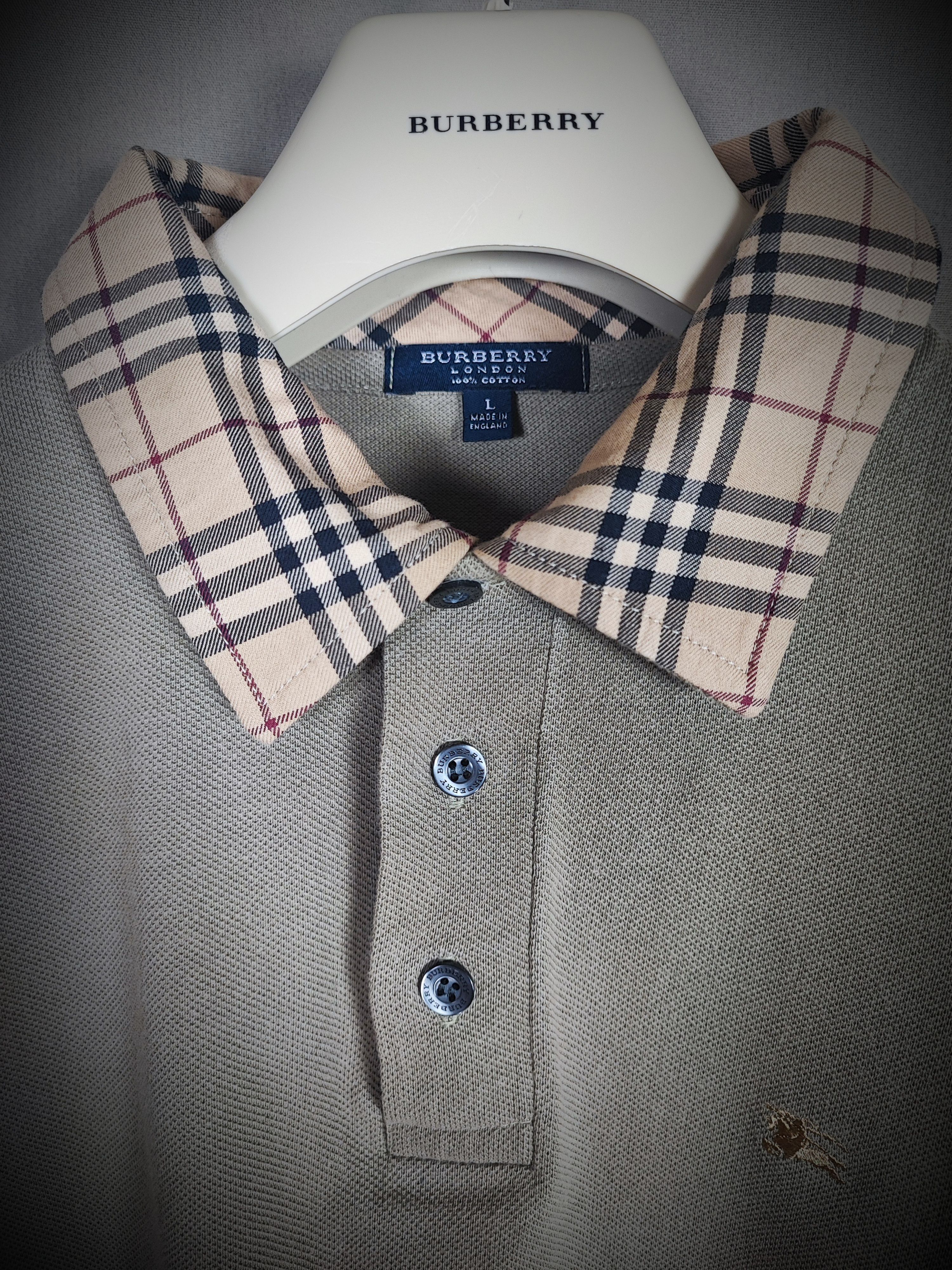 ⚠️Rare Burberry Polo with tartan pattern