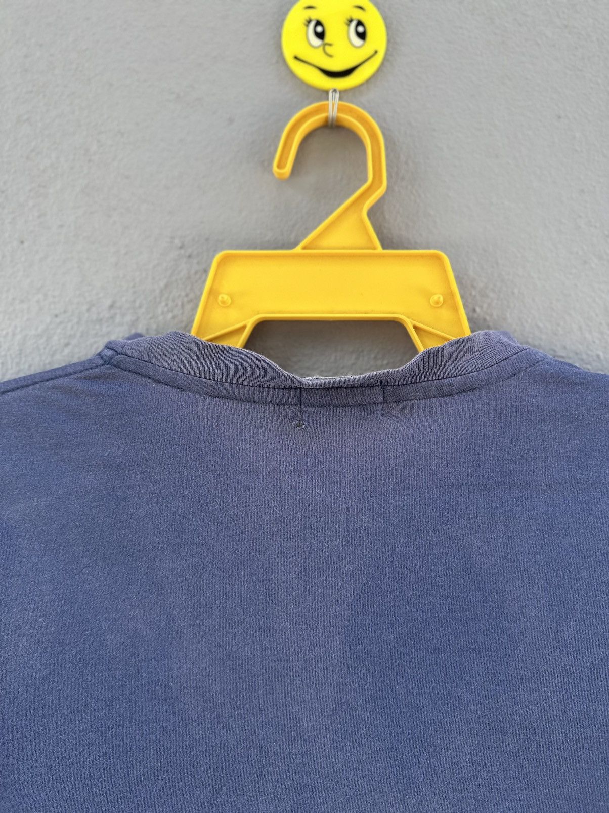 Levi's Vintage Clothing Thrashed Vintage 90s Levis Pocket Long Sleeve Sun Faded Tee Size US M / EU 48-50 / 2 - 4 Thumbnail