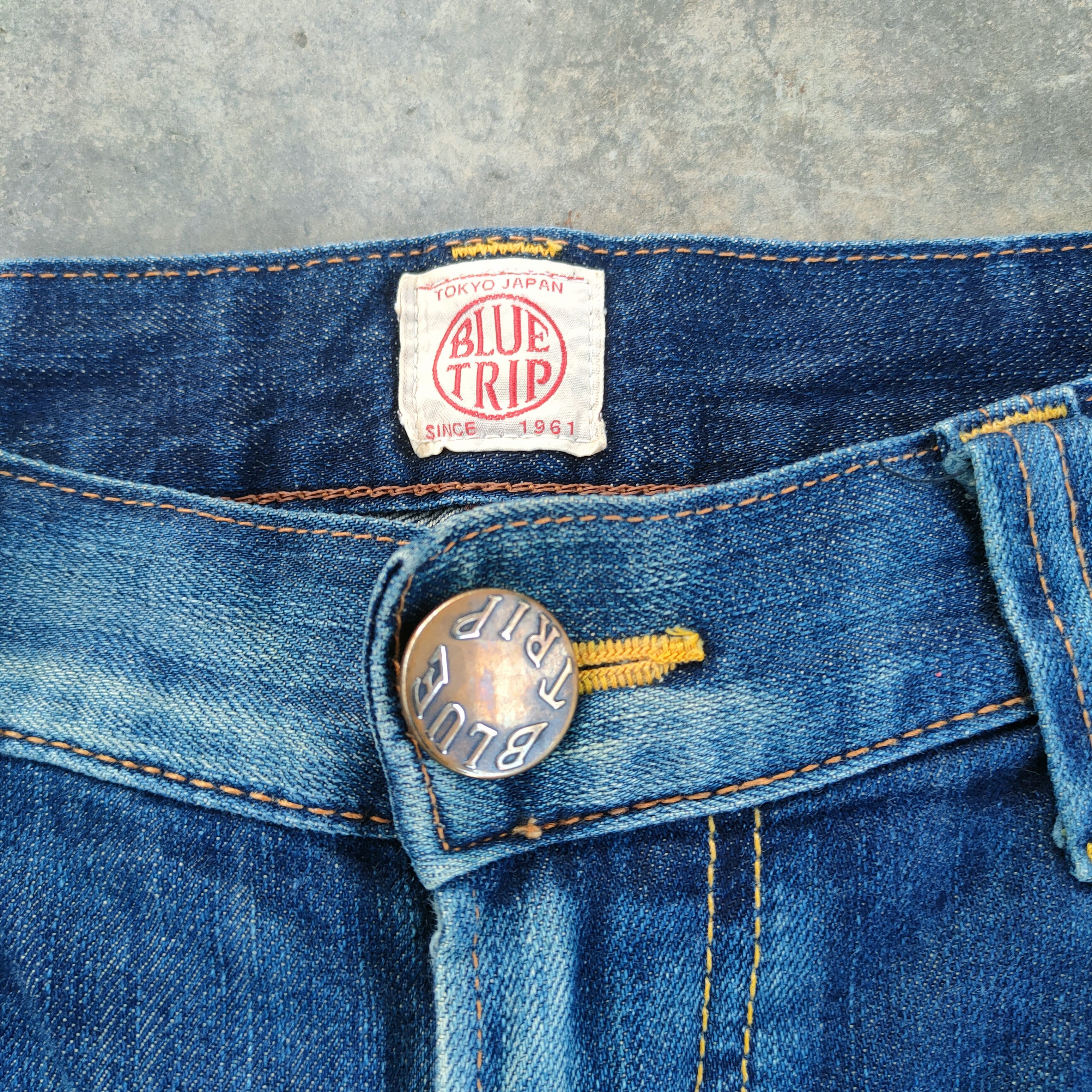 Edwin VINTAGE EDWIN BLUE TRIP FLARE DISTRESSED JEANS DENIM PANTS Size US 36 / EU 52 - 6 Thumbnail