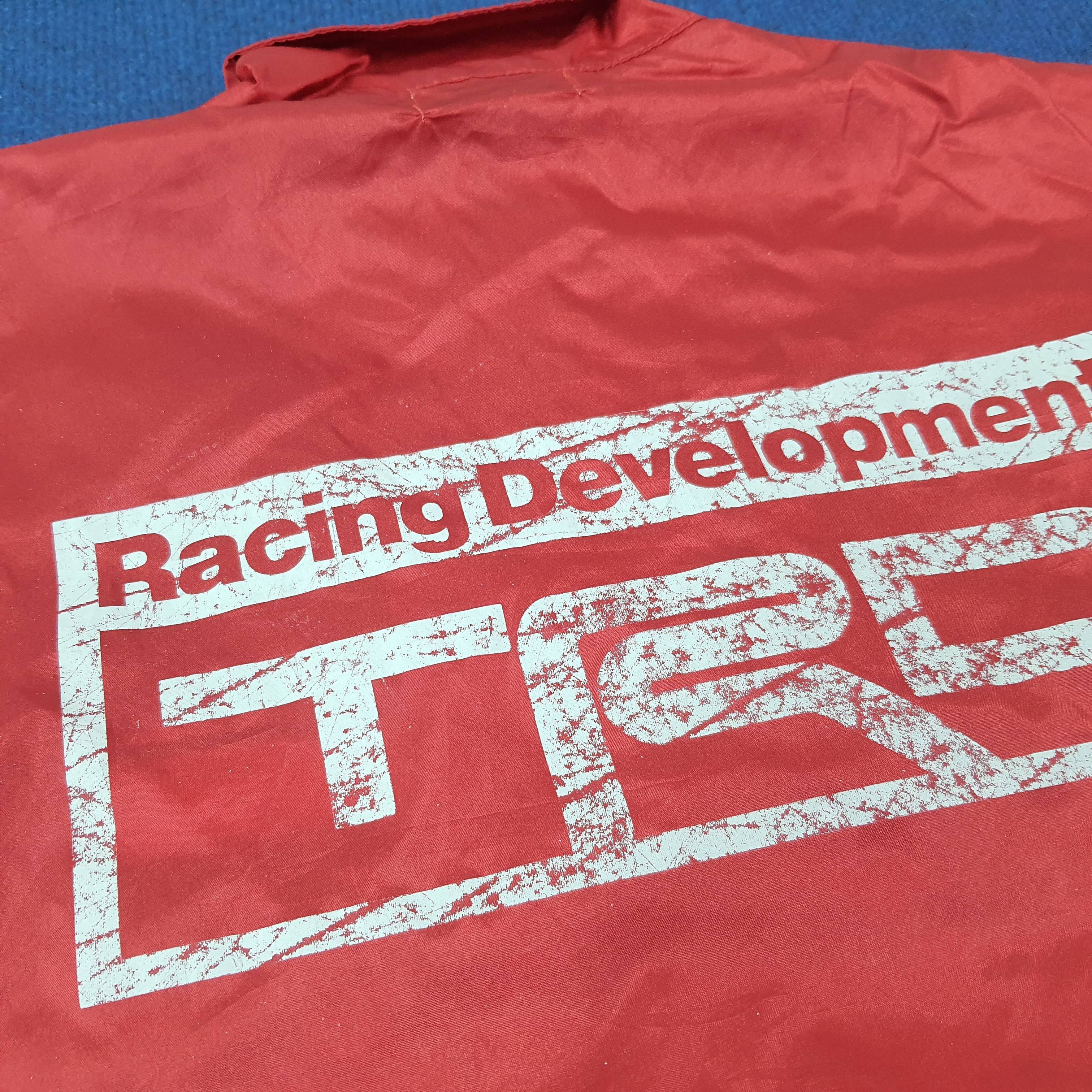 Vintage Vintage TRD Toyota Motor Sport Windbreaker Jacket C236N11 Size US L / EU 52-54 / 3 - 2 Thumbnail