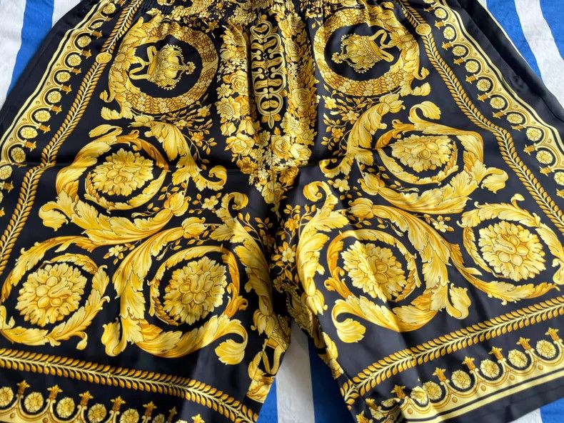Versace Versace Men's classic shorts Size US 40 / EU 56 - 5 Thumbnail