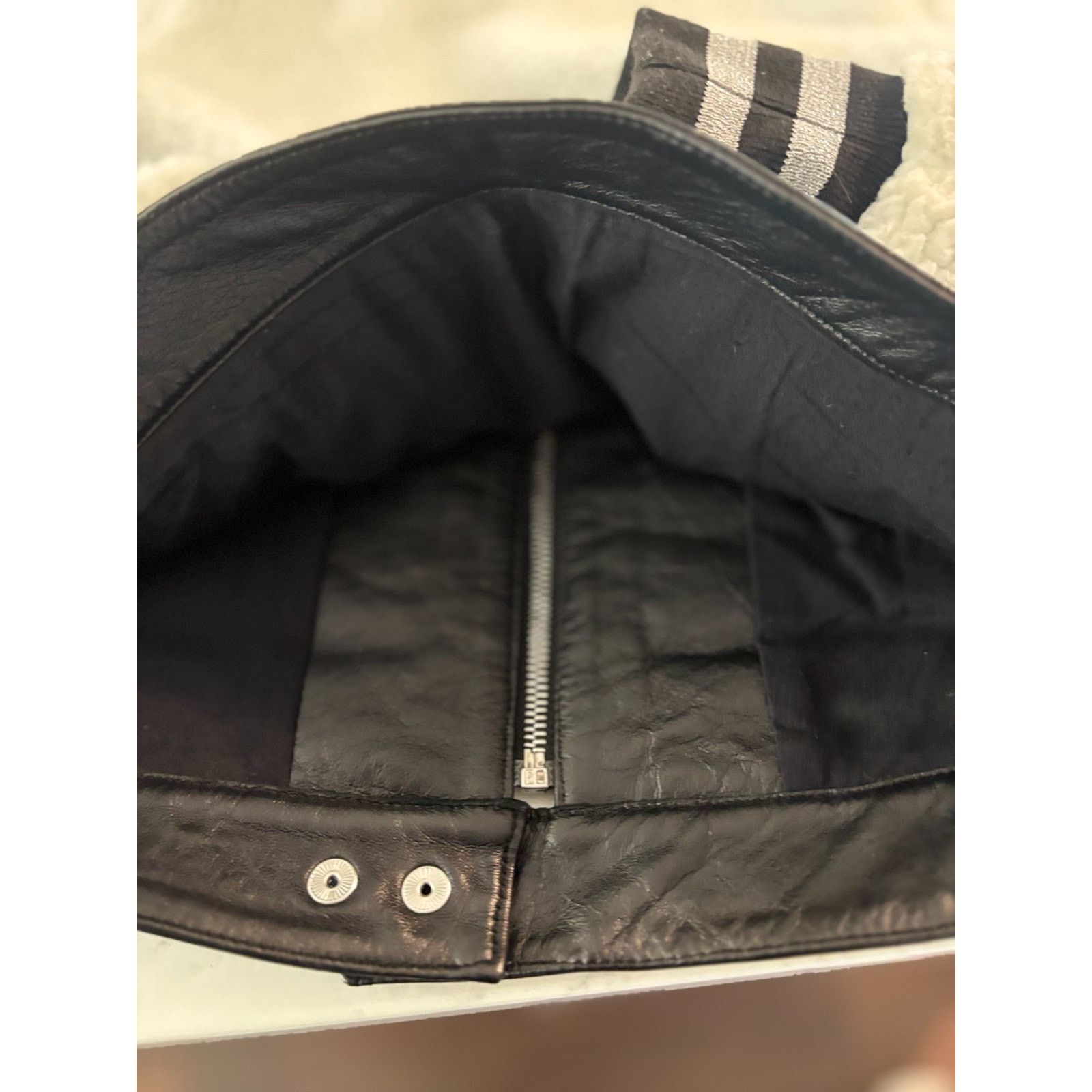 Other Handmade Black & White Shearling Moto Jacket Patent Leather Size XS / US 0-2 / IT 36-38 - 12 Thumbnail