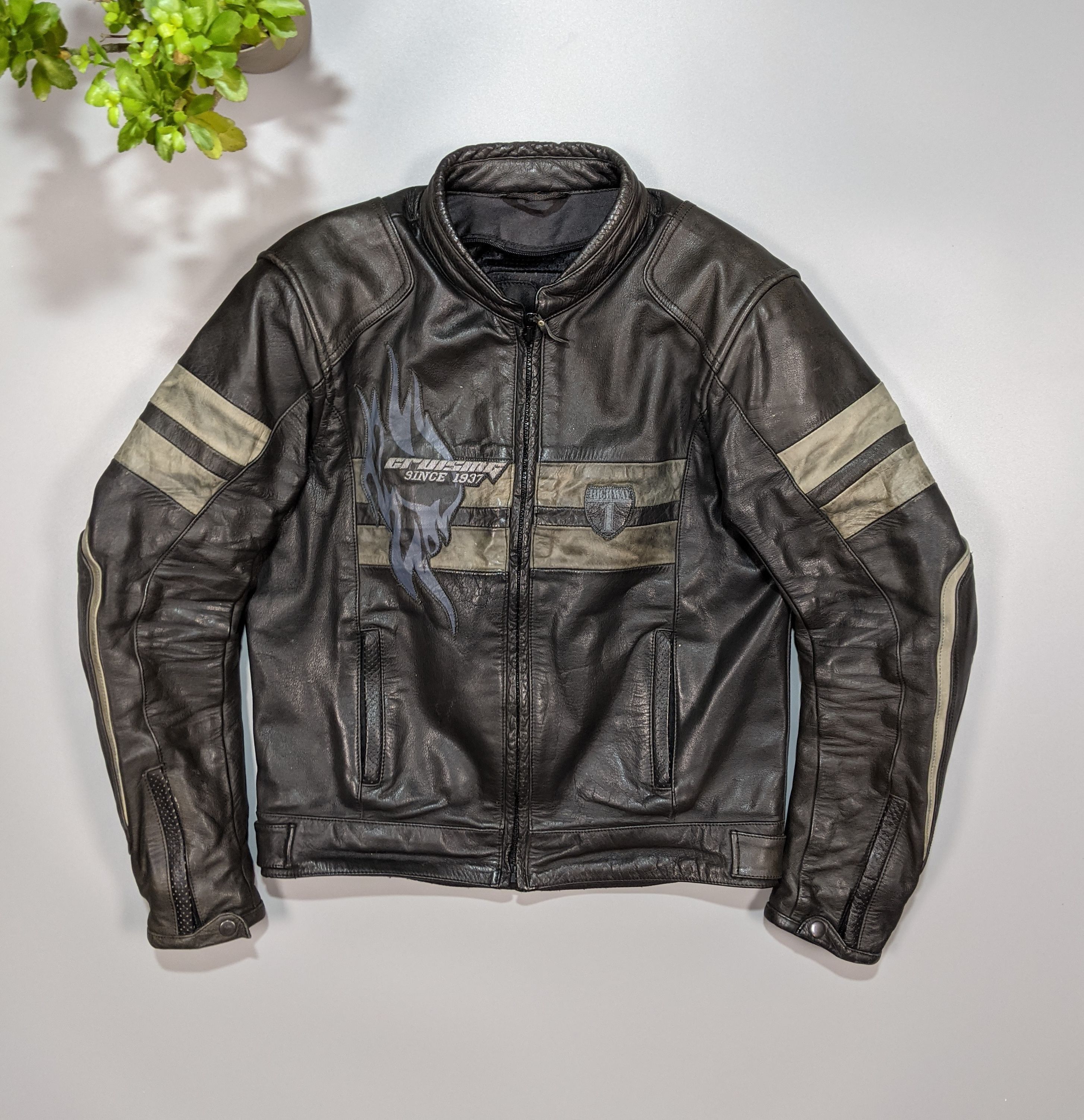 Vintage Vintage Men's Leather Heavyweight Motorcycle Biker Jacket Size US XL / EU 56 / 4 - 4 Thumbnail