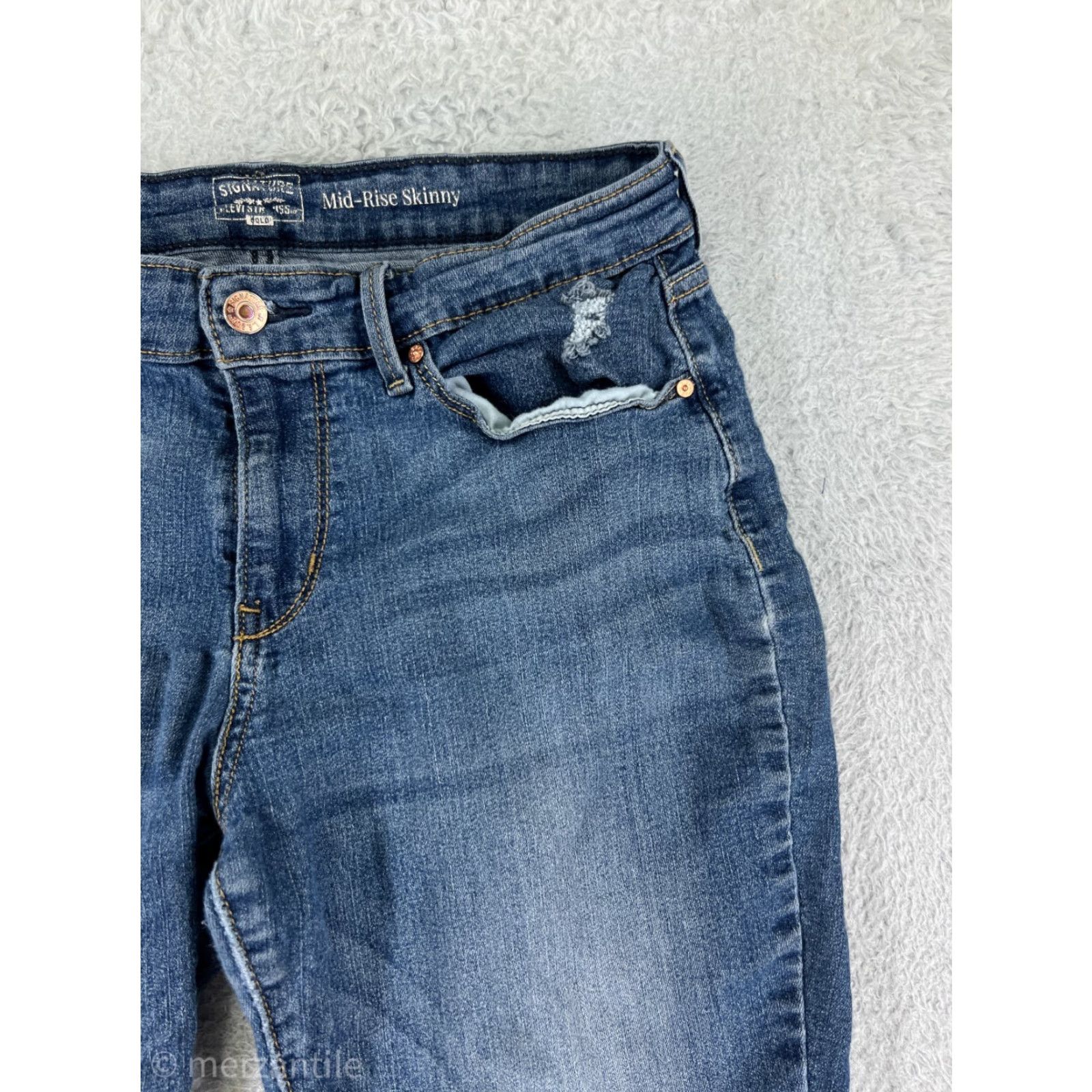 Levi's Levi's Women's Tapered Leg Denim Jeans 30 Blue Stretch Distressed Mid Rise Cotton Size 30" / US 8 / IT 44 - 7 Thumbnail