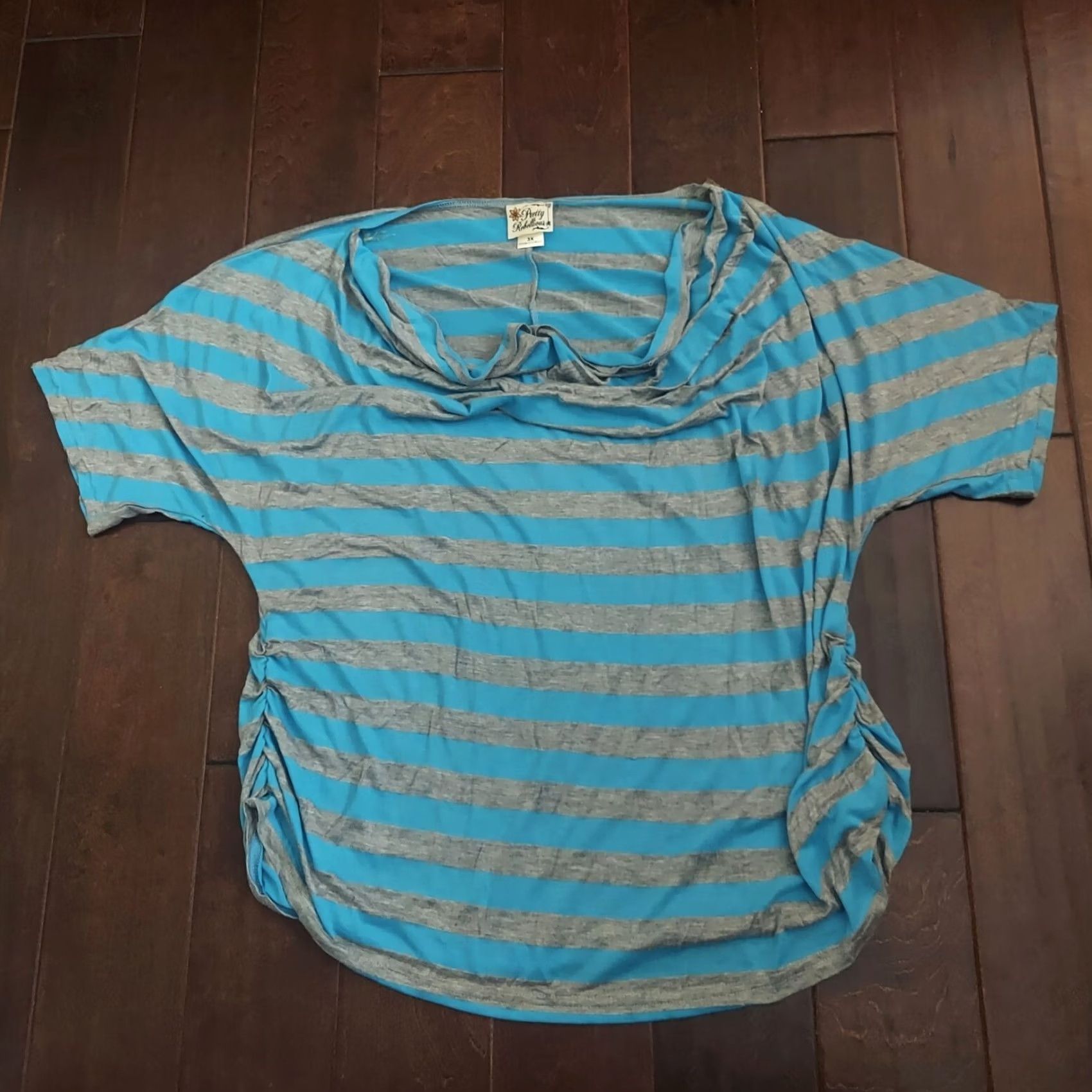 Vintage Pretty Rebellious Blouse Shirt Women 3XL Blue Gray Stripe Side Ruching Short Sleeve Plus Size Casual Summer Spring Fall Winter Size XXL / US 16-18 / IT 52-54 - 2 Thumbnail