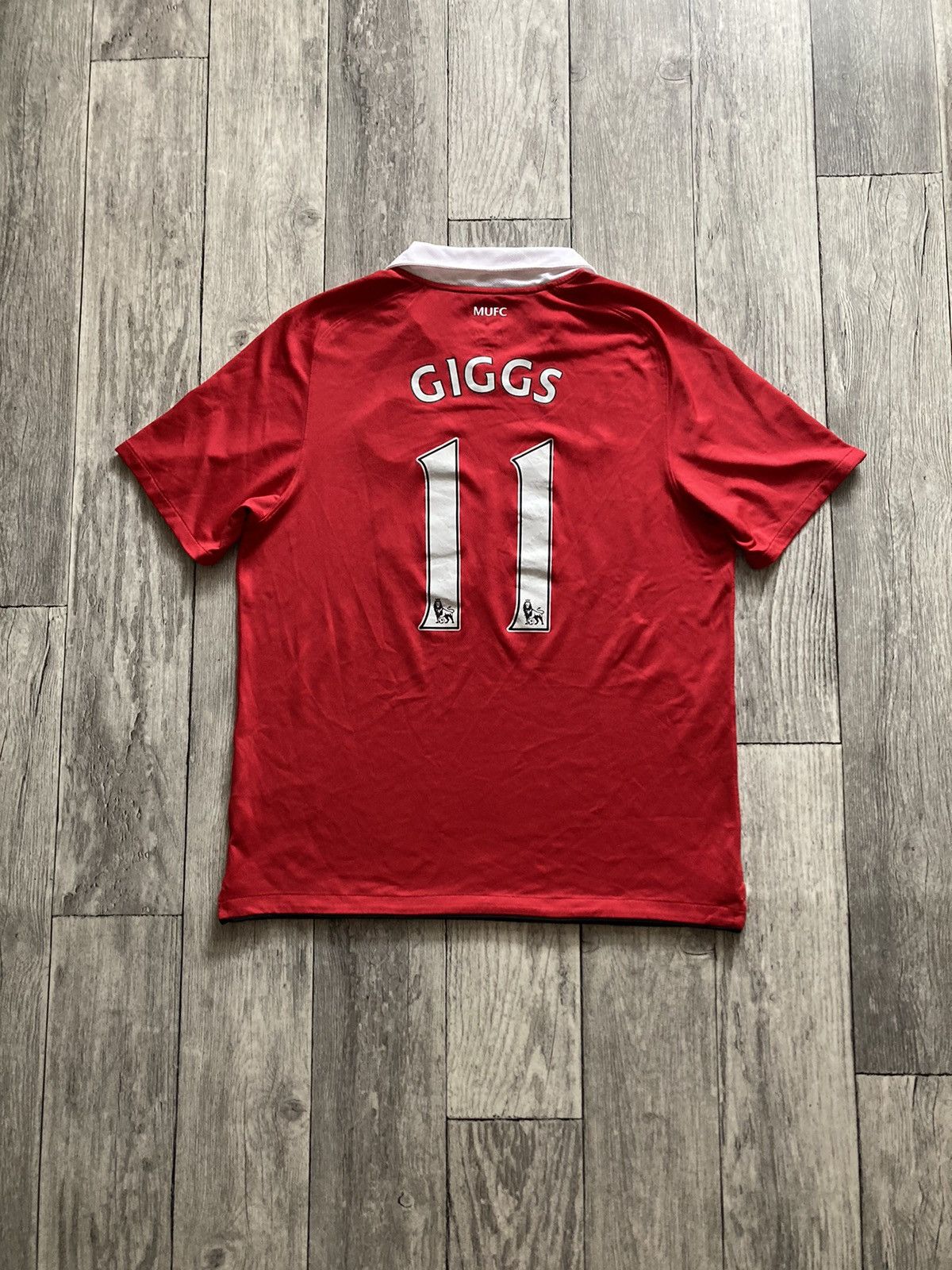 Nike Manchester United 10/11 giggs soccer football jersey L