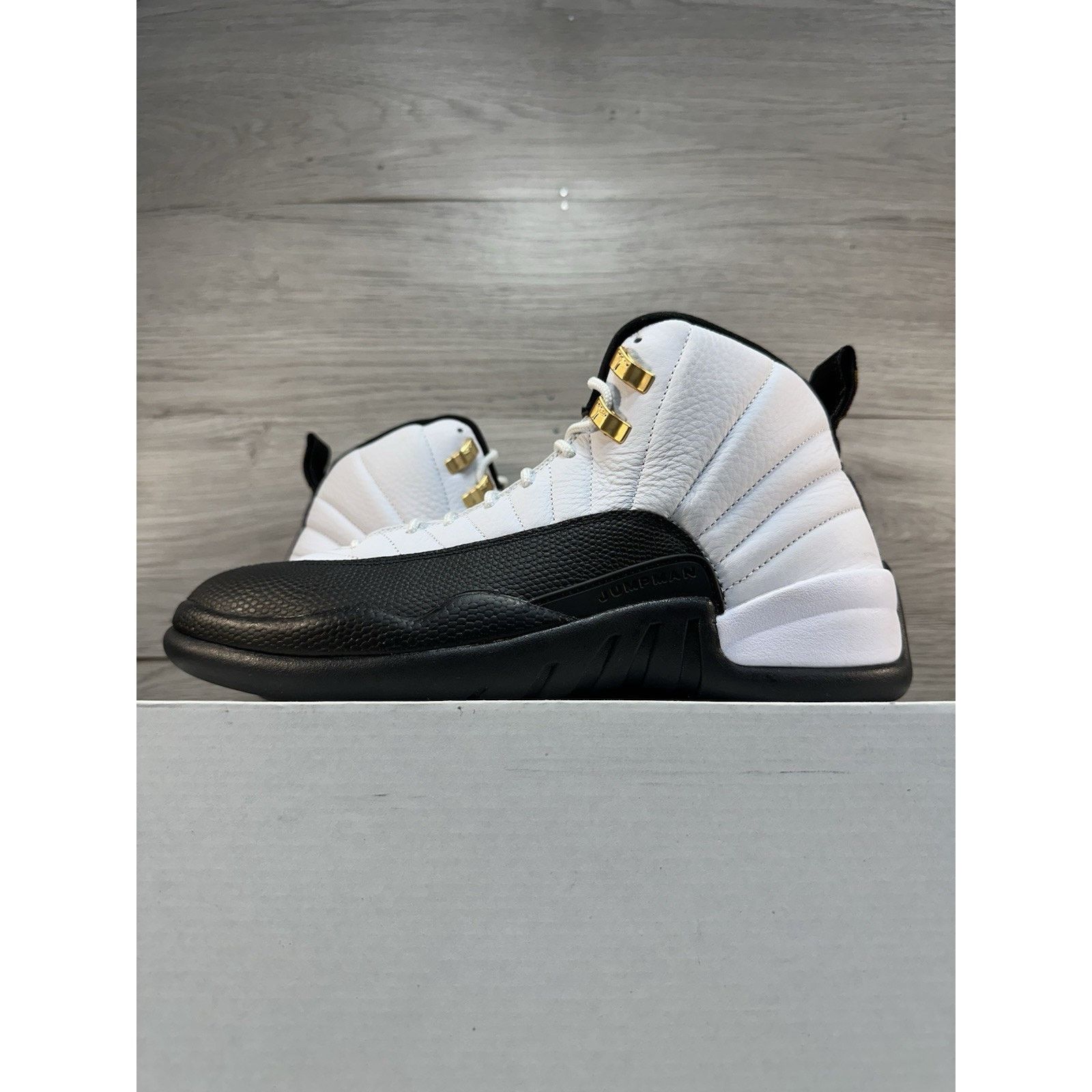 Air Jordan 12 Retro Taxi 2025 - Size 9.5