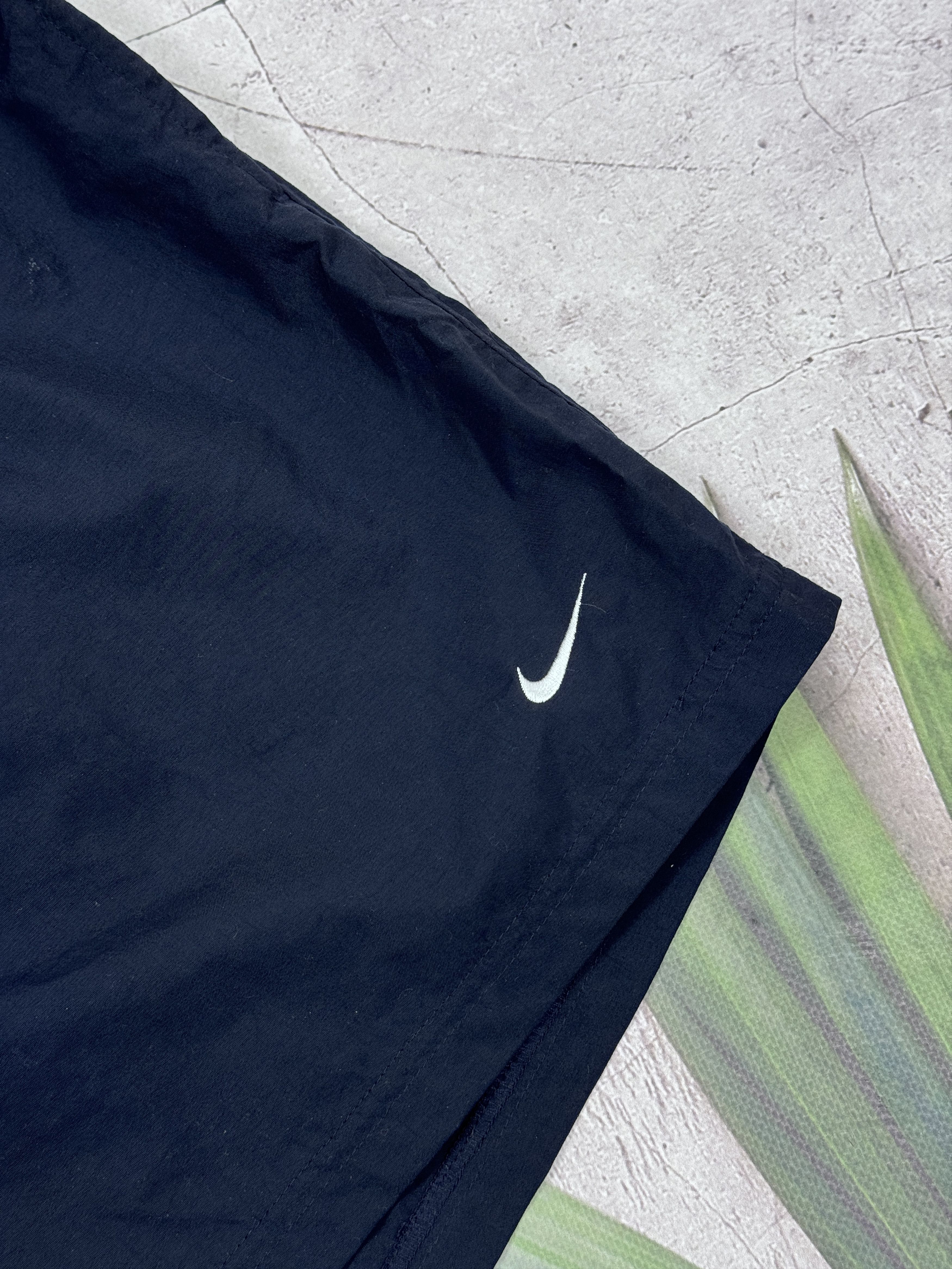 Nike × Vintage Vintage Nike Shorts Swoosh Logo Dark Blue Size US 38 / EU 54 - 5 Thumbnail