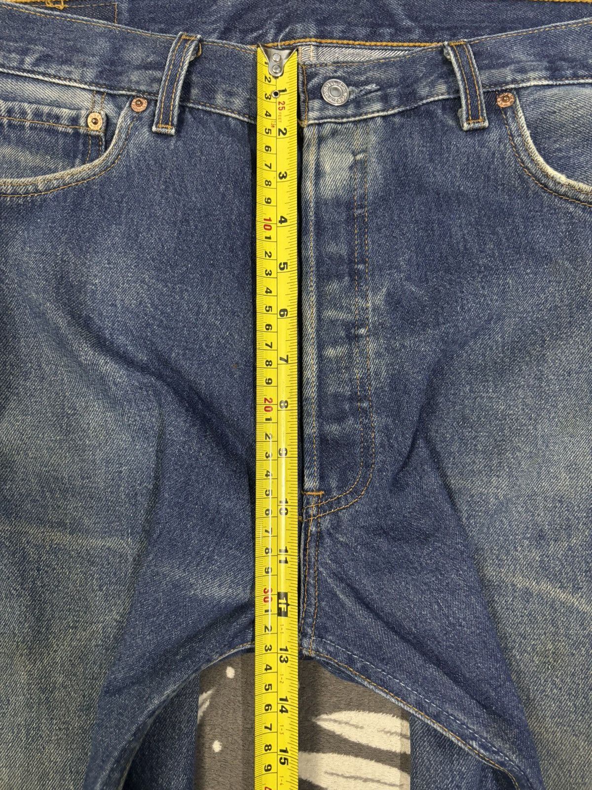 Levi's Vintage 90s Levis 501XX Button Fly Mud Wash Loose Fit Jeans Size US 37 - 17 Thumbnail