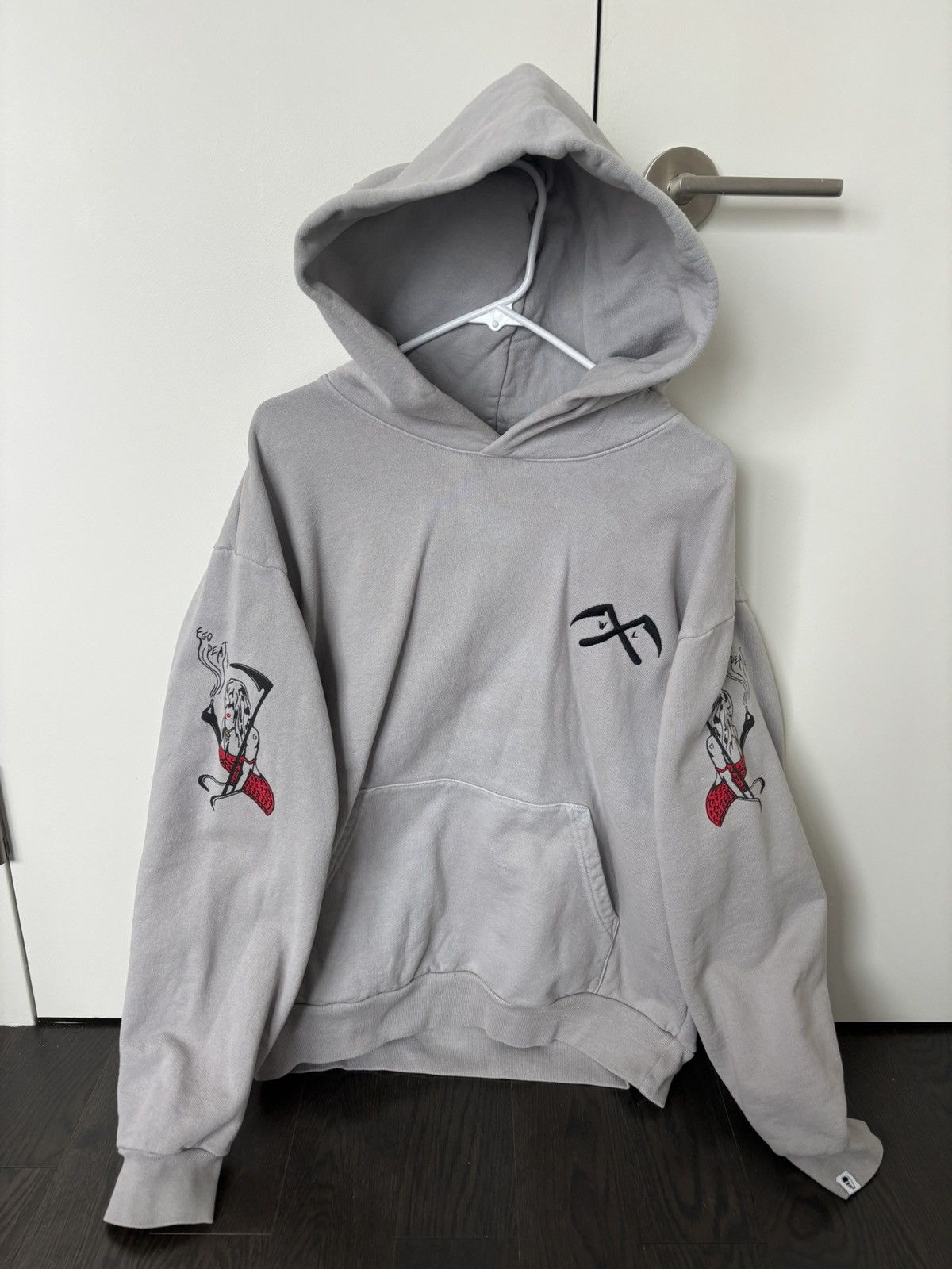 Other "Take care of yourself" Warren Lotas hoodie large Size US L / EU 52-54 / 3 - 2 Thumbnail