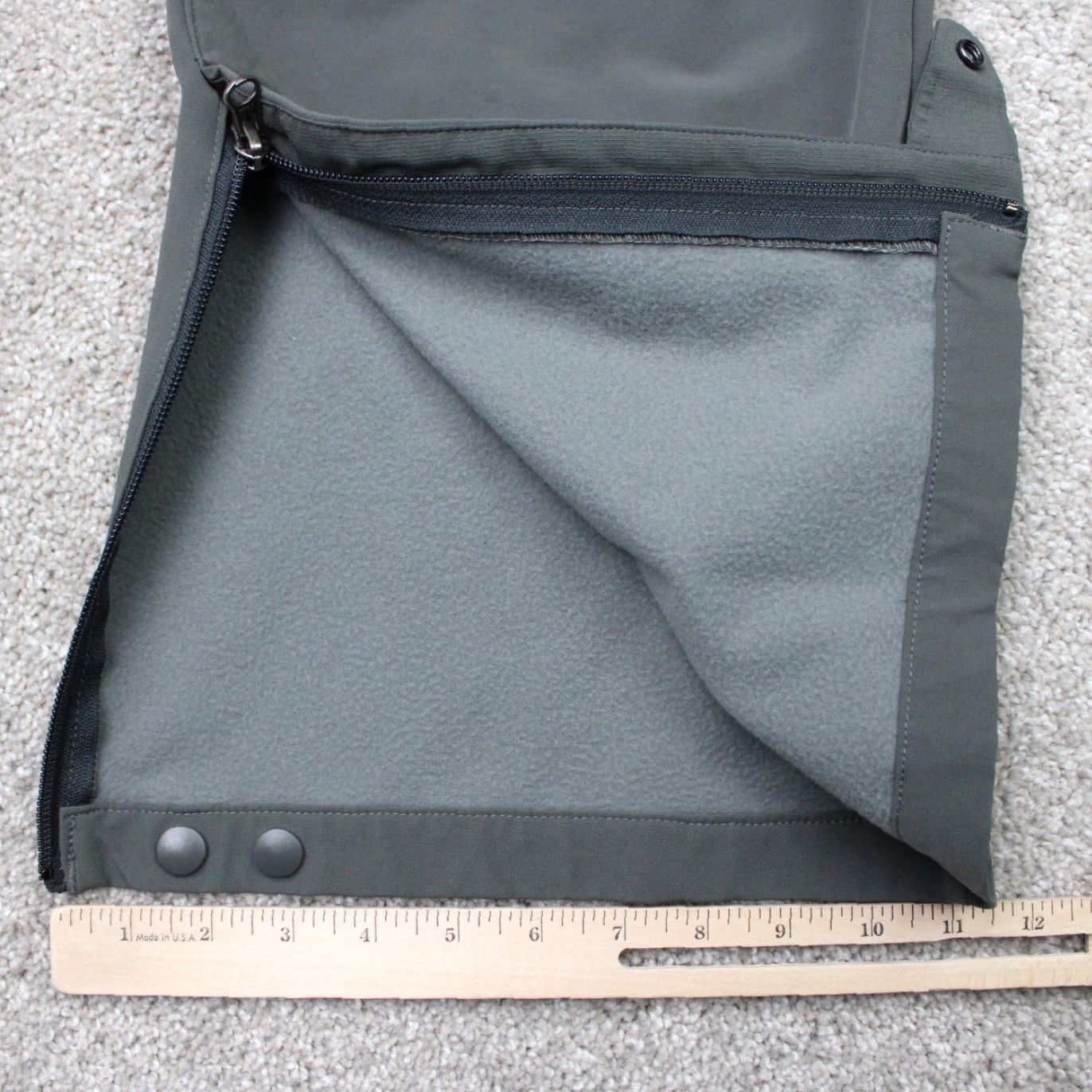 Vintage Cloudveil Pants Mens Large Gray Cargo Zip Pocket Poly Zip Ankles Hiking (36x34) Size US 33 - 4 Thumbnail