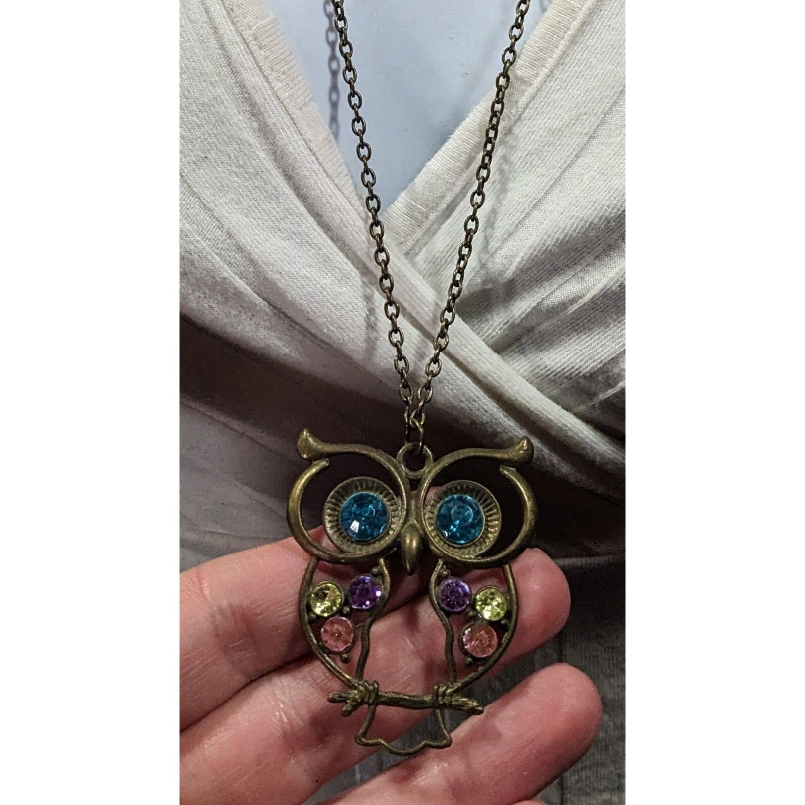 Other Whimsical Owl Themed Rainbow Gemmed Antiqued Gold Tone Penda Size ONE SIZE - 7 Thumbnail