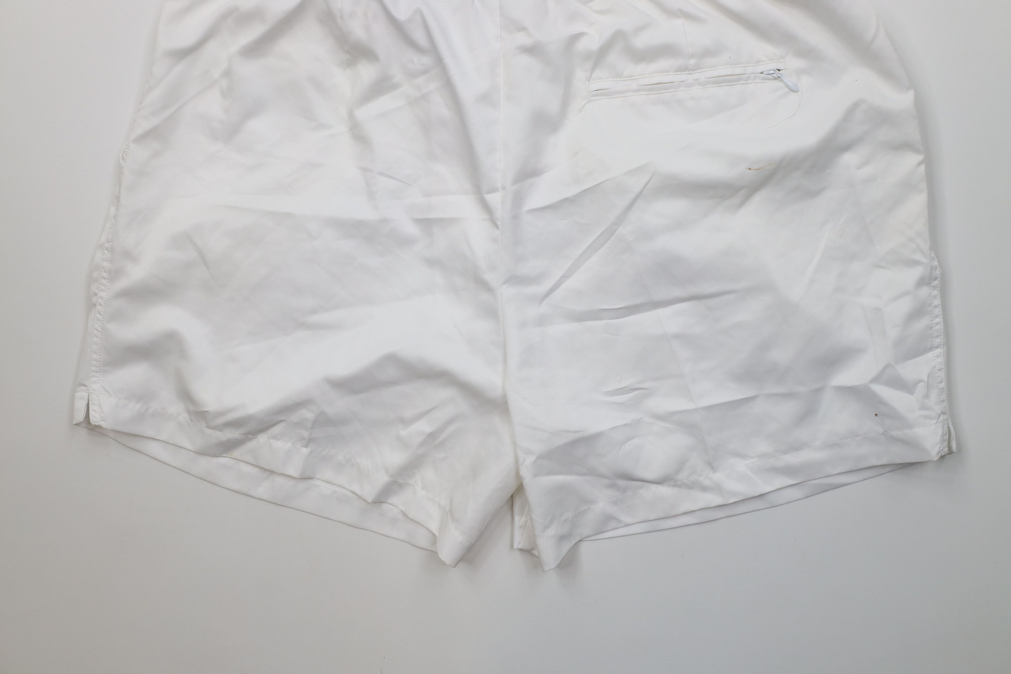 Nike Vintage 90s Nike Challenge Court Above Knee Tennis Shorts Size US 36 / EU 52 - 14 Thumbnail