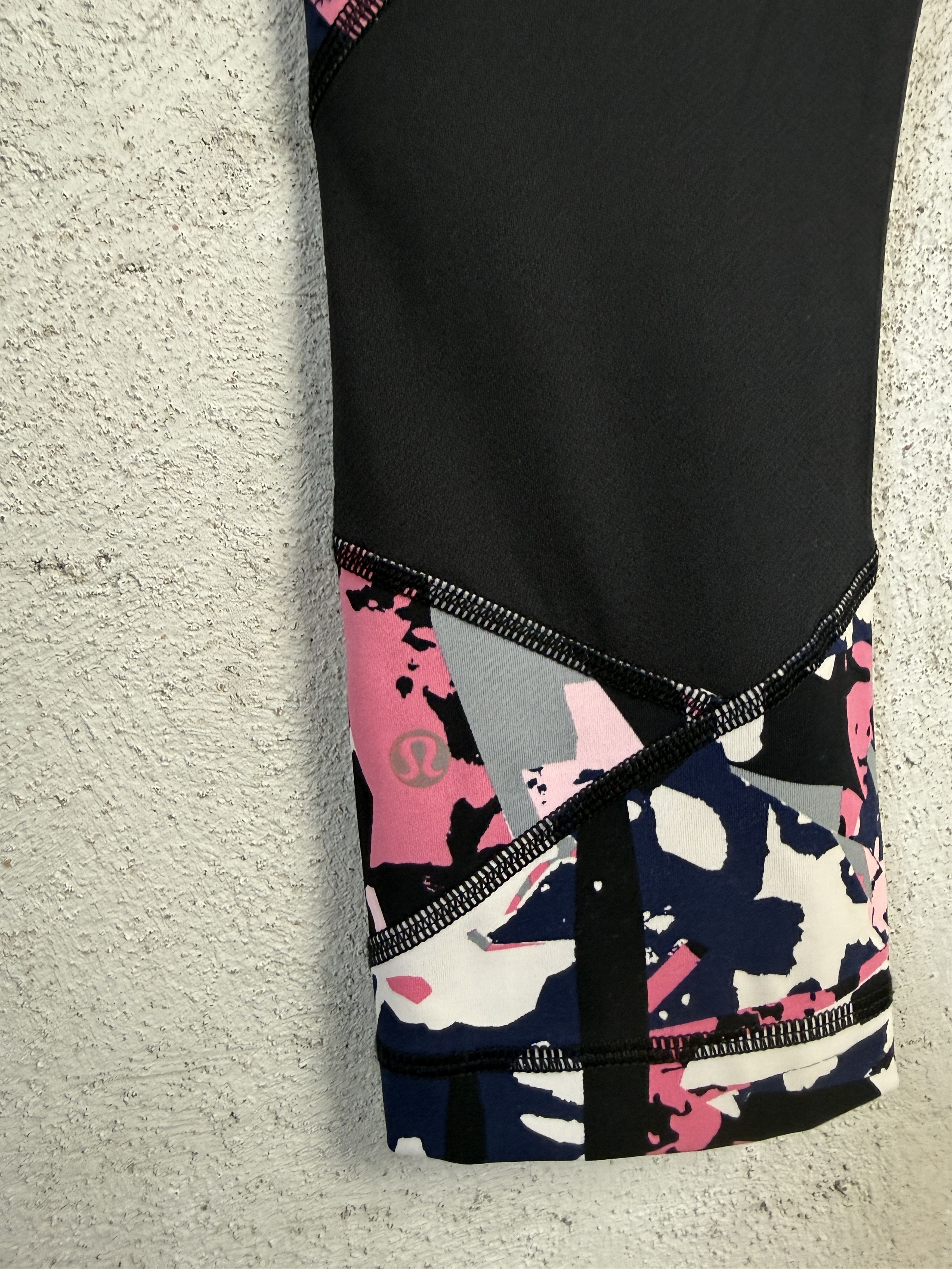 Lululemon Lululemon multicolor 7/8 leggings sport pilates gym yoga Size 28" / US 6 / IT 42 - 3 Thumbnail
