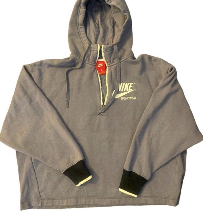 Nike × Vintage Vintage (red tag) Nike Crop Top Size XXL / US 16-18 / IT 52-54 - 1 Thumbnail