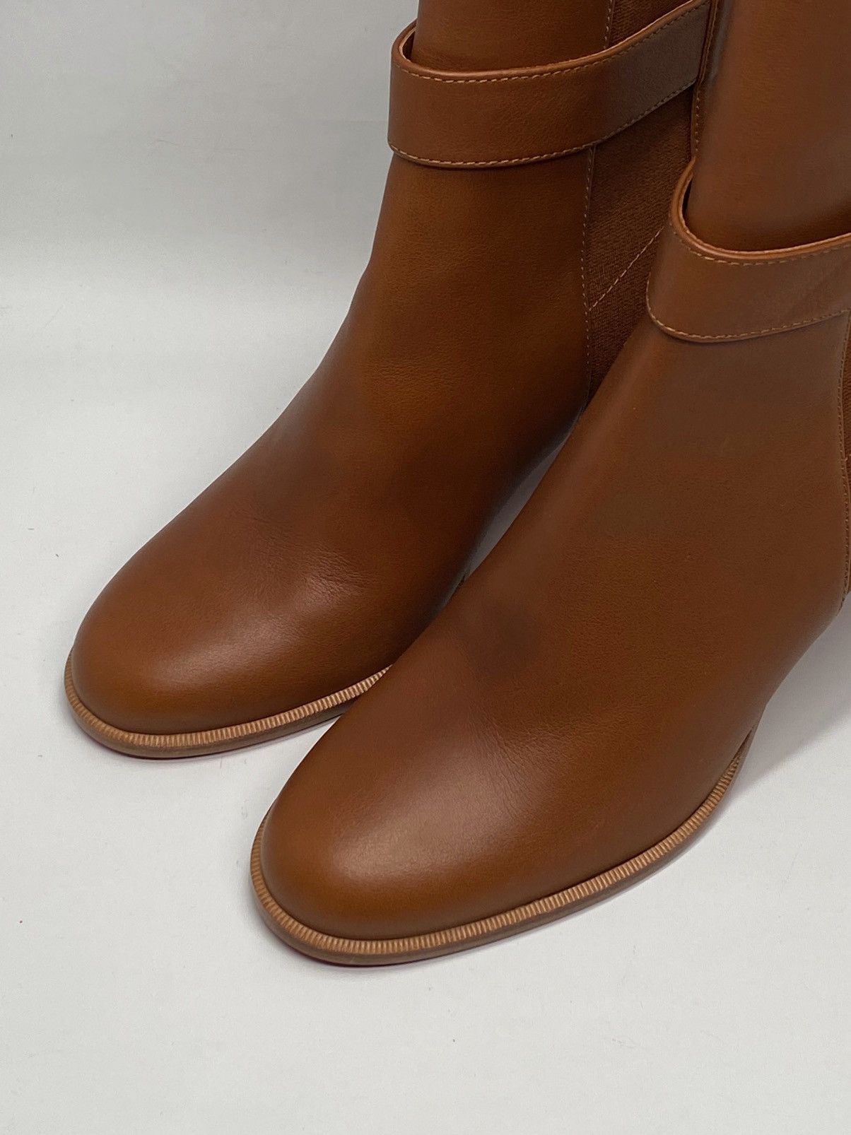 Christian Louboutin Christian Louboutin Leather 70 Chelsea Booties size 37.5 Size US 7.5 / IT 37.5 - 6 Thumbnail