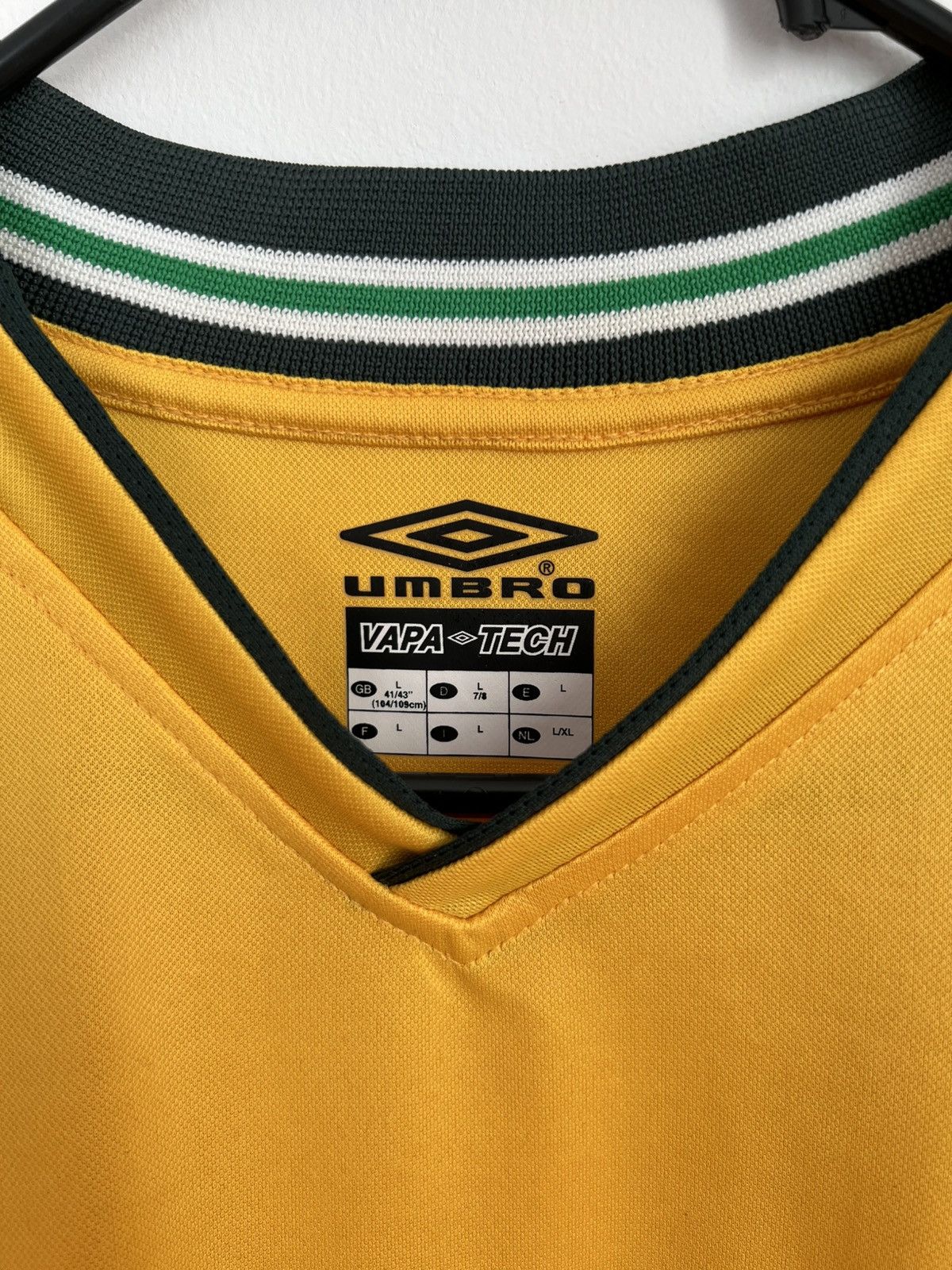 Umbro Umbro The Celtic FC Jersey Size M HTL Home 2000/01 Size US L / EU 52-54 / 3 - 7 Thumbnail