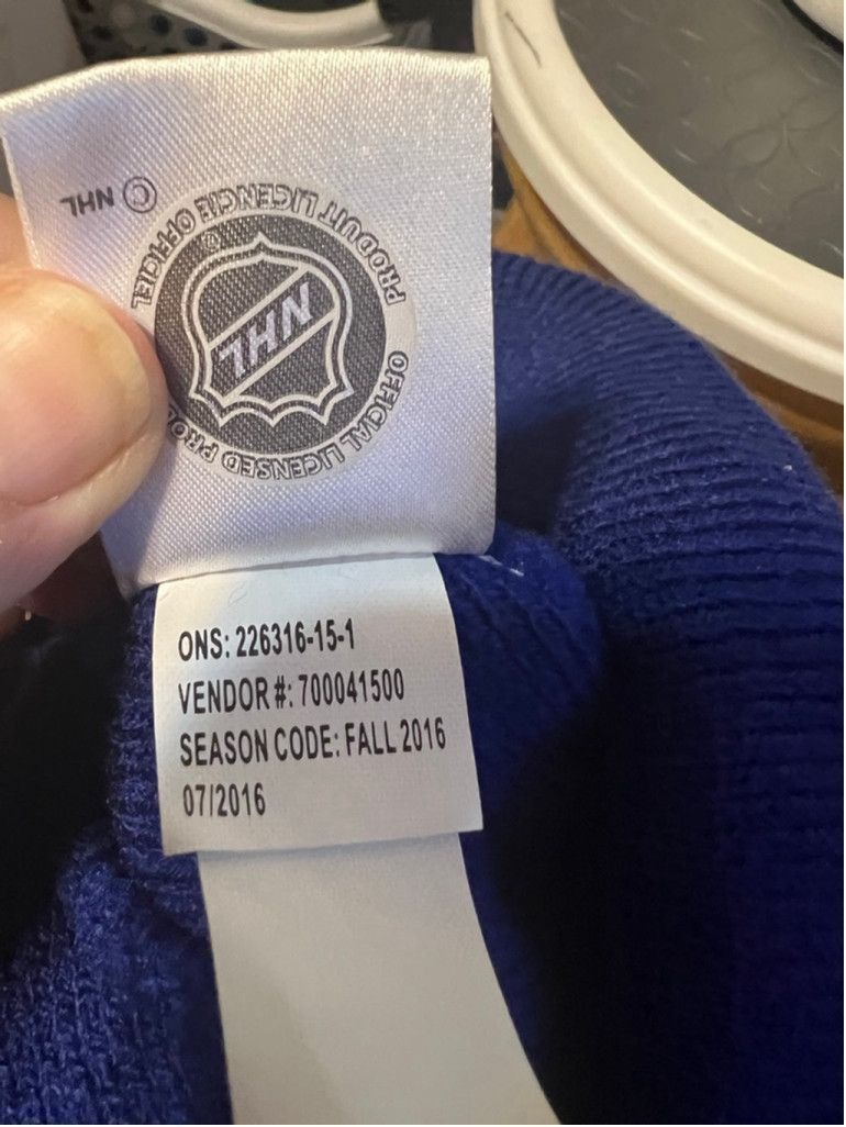 Other Kids Fan Favorite New York Rangers Pom Beanie Hat Size ONE SIZE - 6 Thumbnail